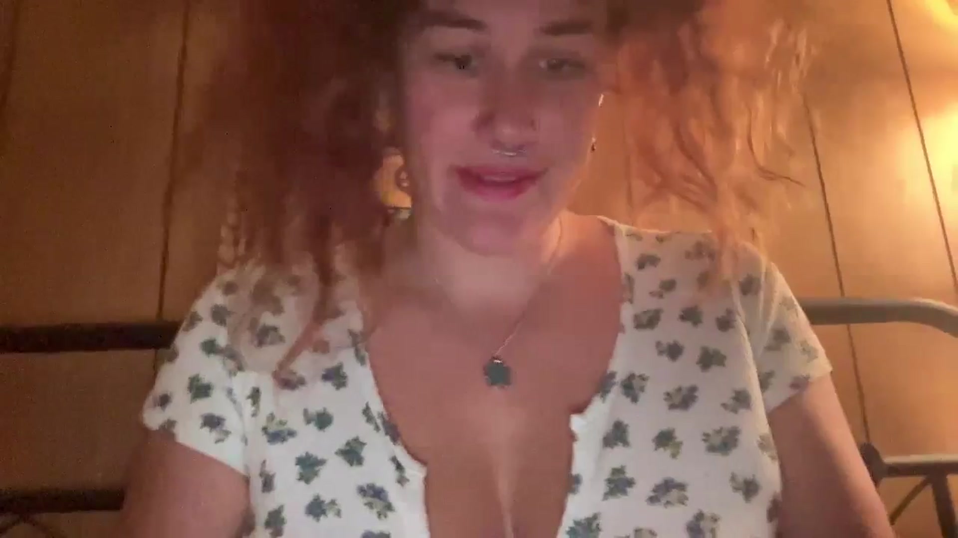 Gallery image thumbnail from Peachyfuzz's myfreecams stream on, 11/09/2024, 06:01 image 3 of 20