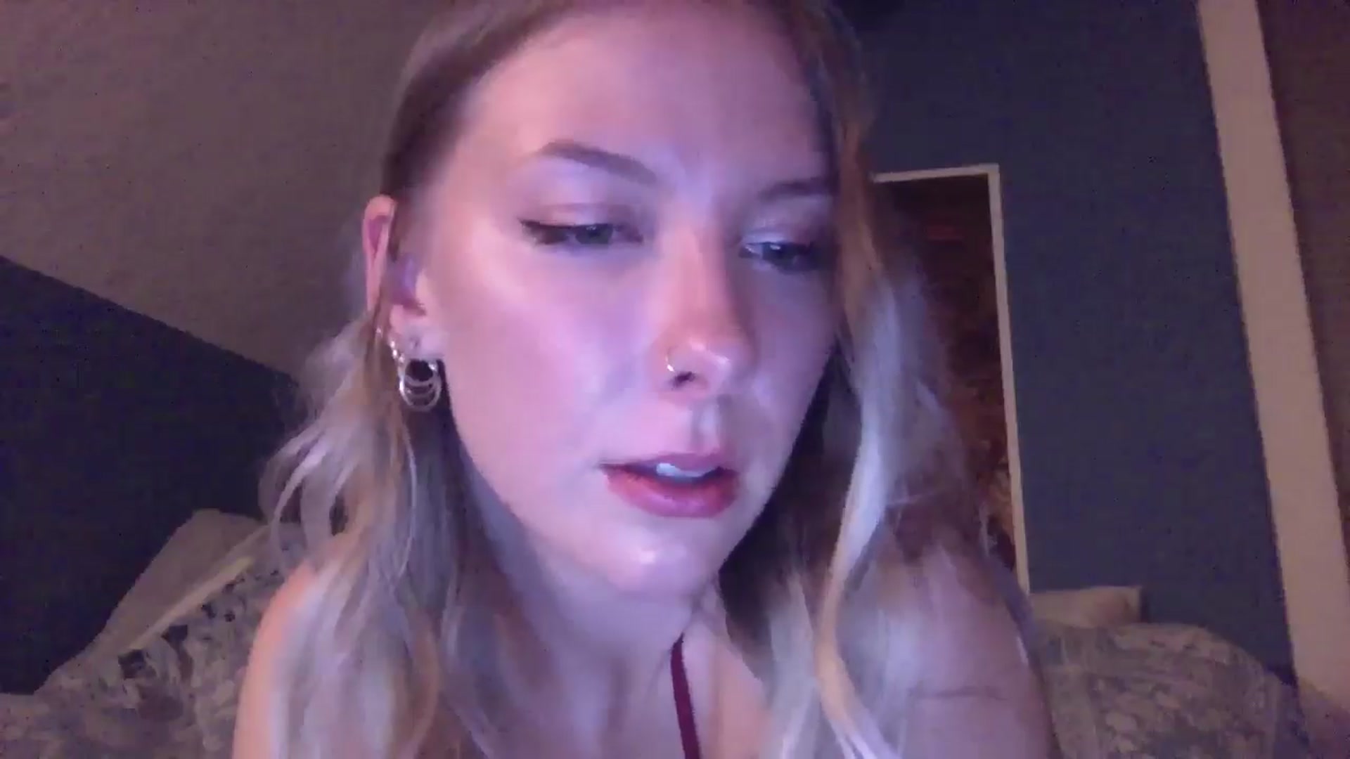 Gallery image thumbnail from Peachyk33n's myfreecams stream on, 05/07/2024, 06:45 image 15 of 20
