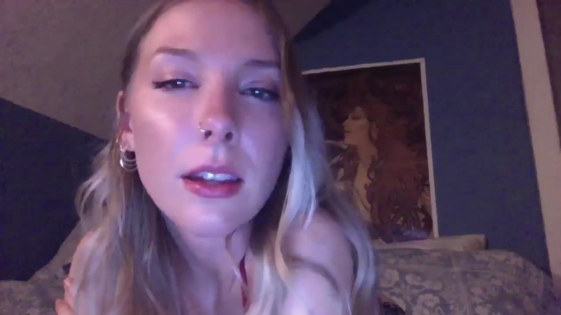 Gallery image thumbnail from Peachyk33n's myfreecams stream on, 05/07/2024, 06:45 image 11 of 20