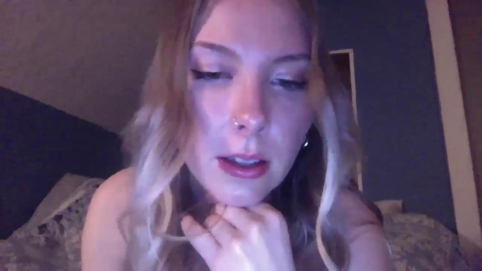 Gallery image thumbnail from Peachyk33n's myfreecams stream on, 05/07/2024, 06:45 image 17 of 20