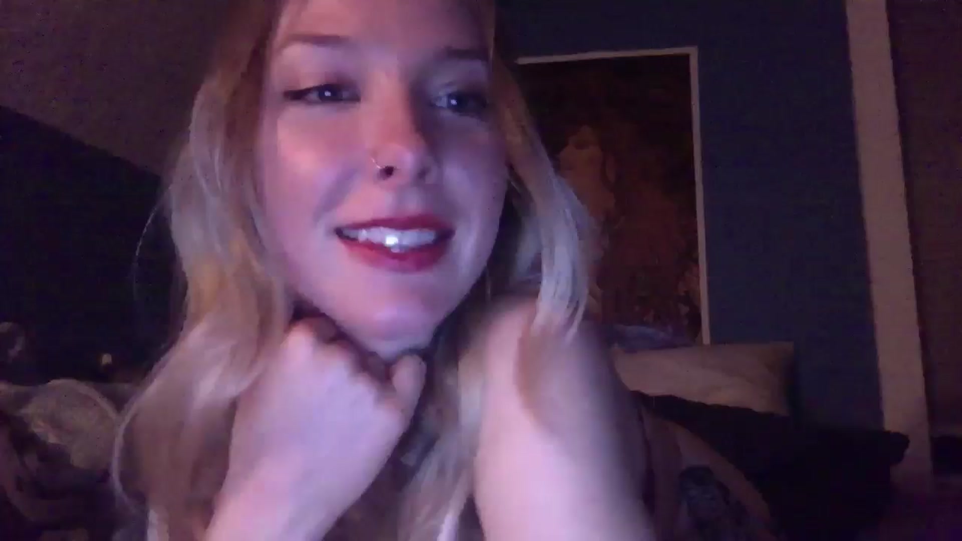 Gallery image thumbnail from Peachyk33n's myfreecams stream on, 05/07/2024, 07:58 image 1 of 20