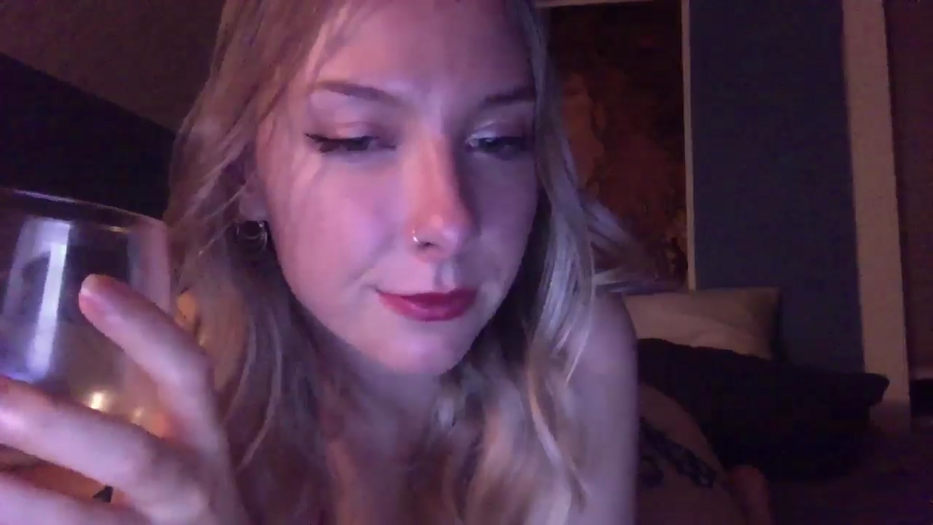 Gallery image thumbnail from Peachyk33n's myfreecams stream on, 05/07/2024, 07:58 image 20 of 20