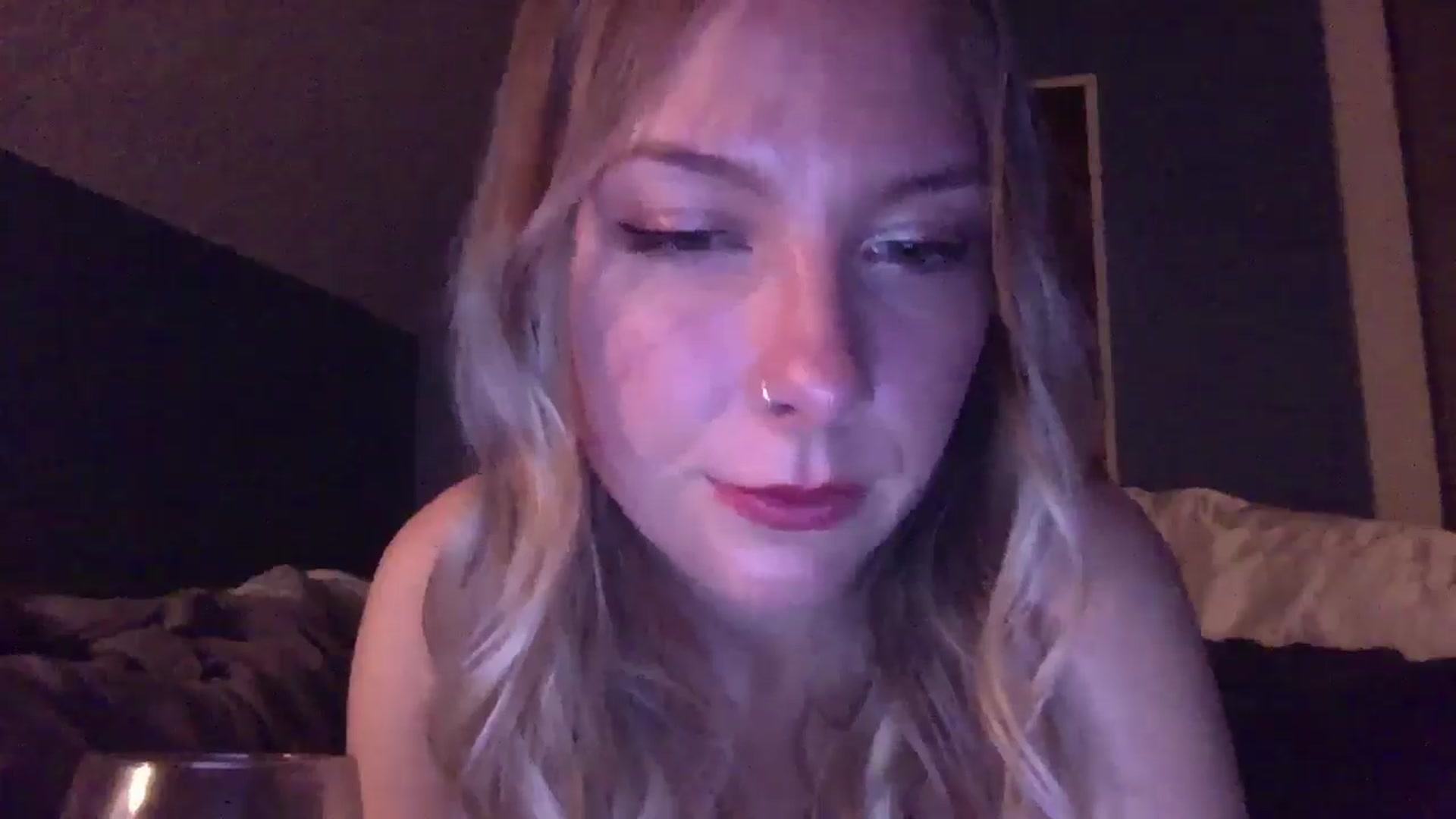 Gallery image thumbnail from Peachyk33n's myfreecams stream on, 05/07/2024, 08:31 image 19 of 20