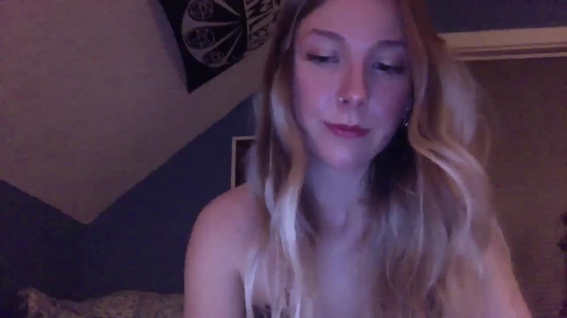 Gallery image thumbnail from Peachyk33n's myfreecams stream on, 05/08/2024, 04:16 image 9 of 20