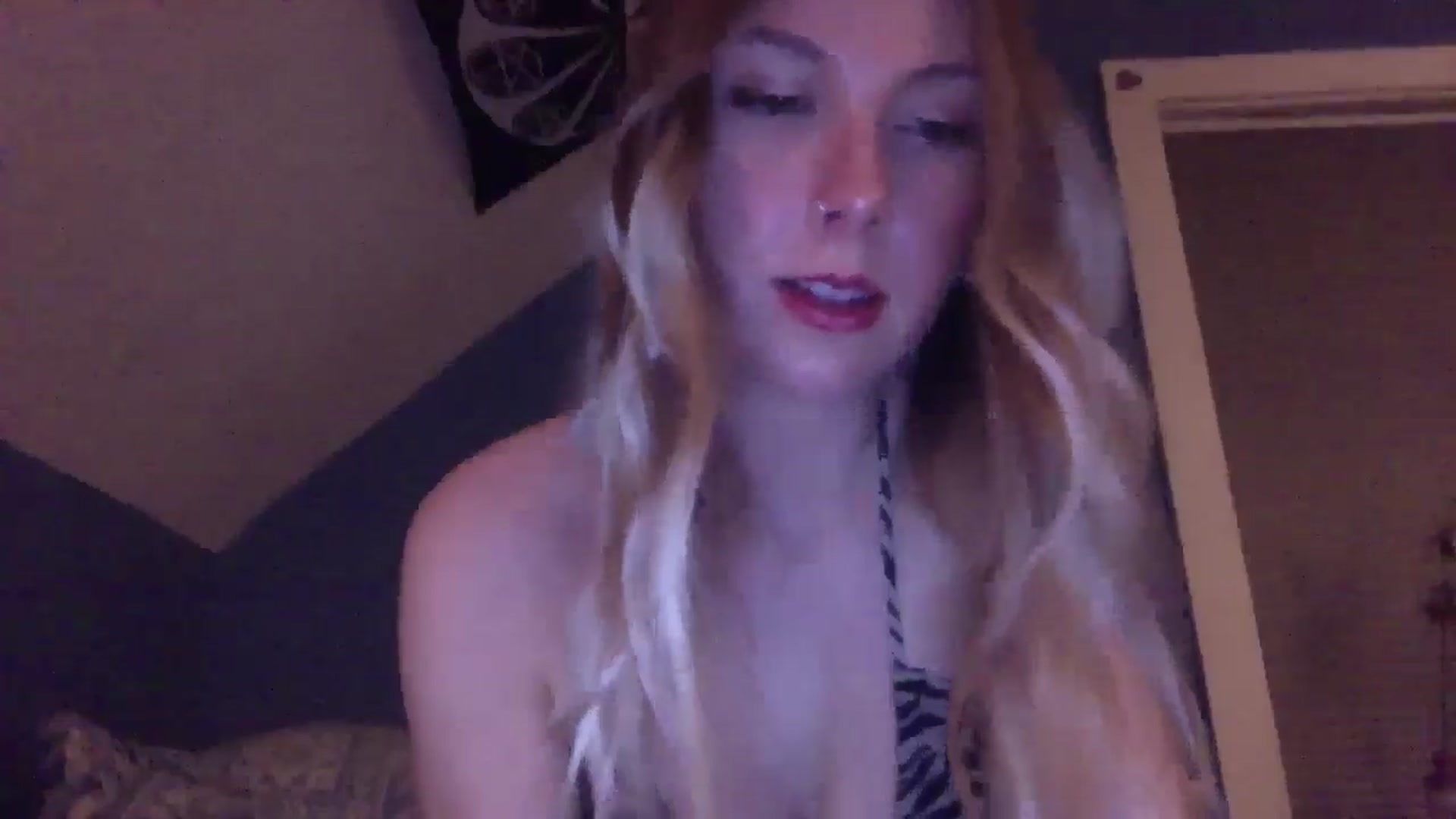Gallery image thumbnail from Peachyk33n's myfreecams stream on, 05/08/2024, 04:16 image 14 of 20