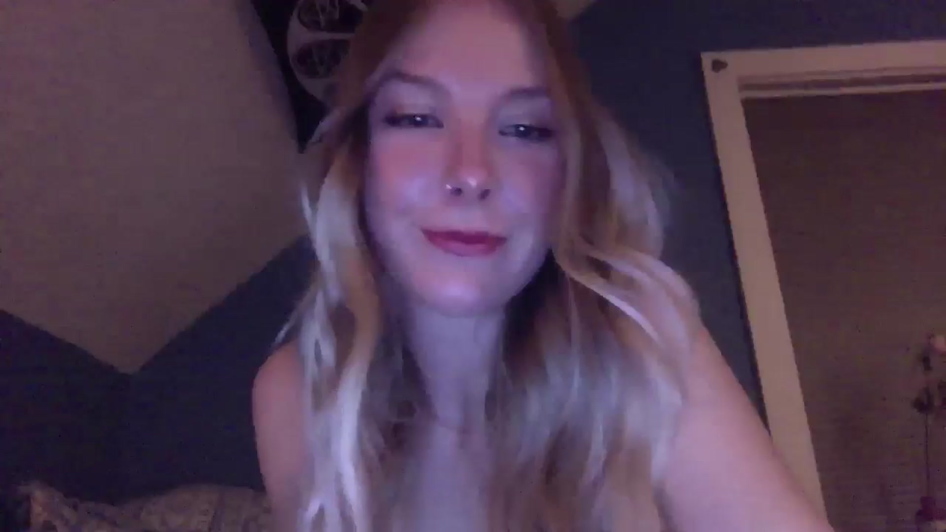Gallery image thumbnail from Peachyk33n's myfreecams stream on, 05/08/2024, 04:16 image 12 of 20