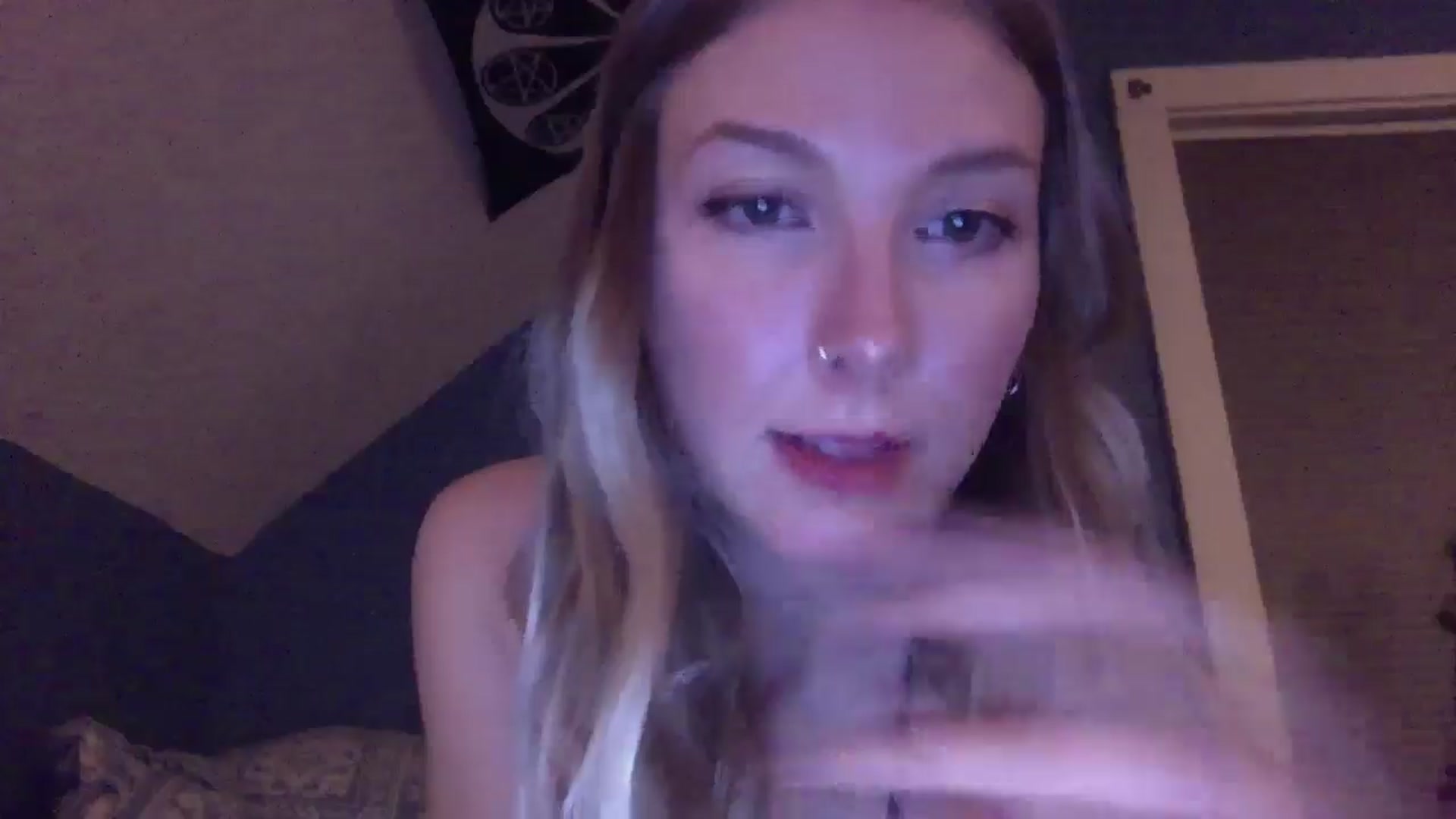 Gallery image thumbnail from Peachyk33n's myfreecams stream on, 05/08/2024, 04:16 image 6 of 20