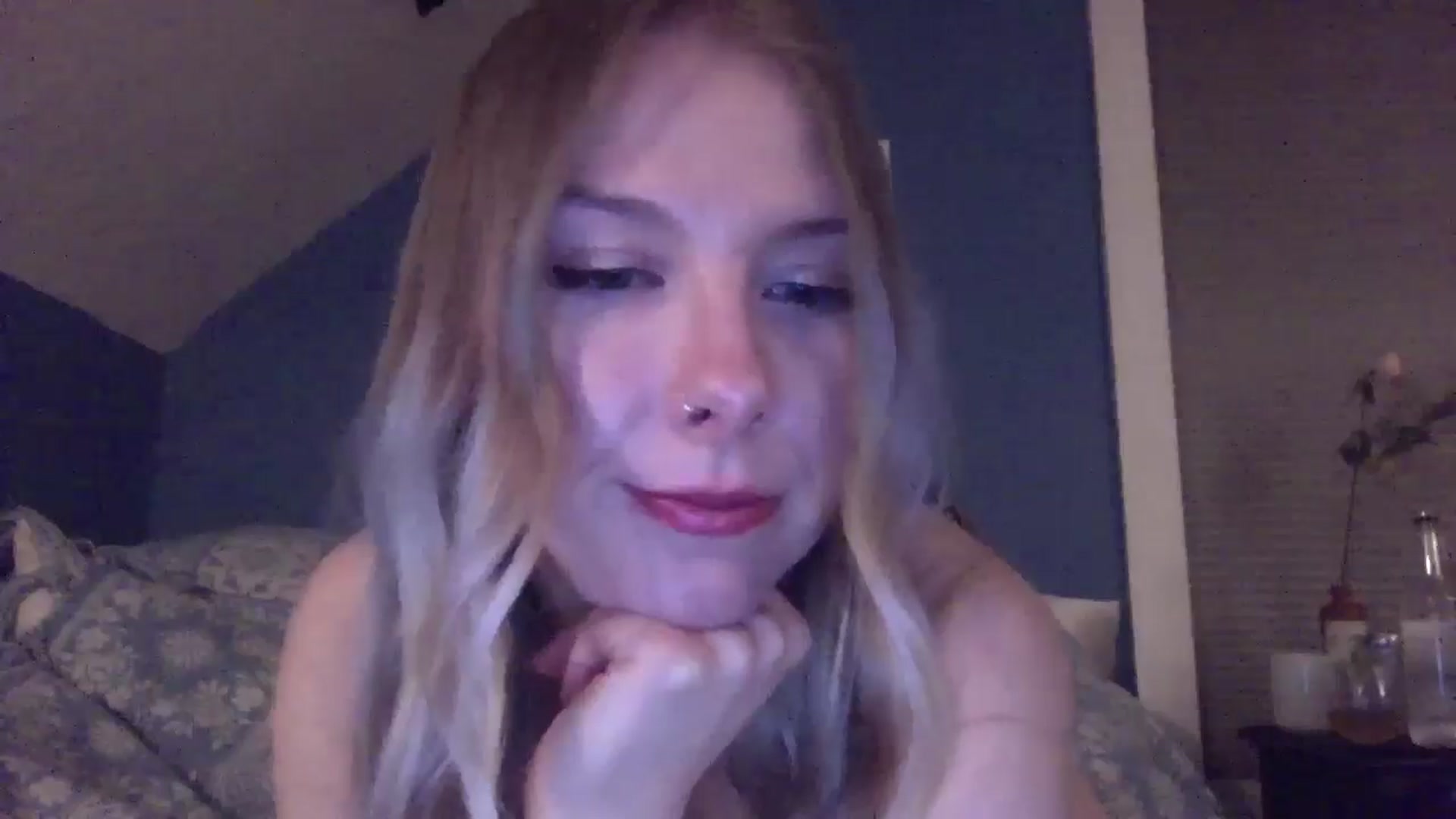 Gallery image thumbnail from Peachyk33n's myfreecams stream on, 05/08/2024, 06:08 image 14 of 20