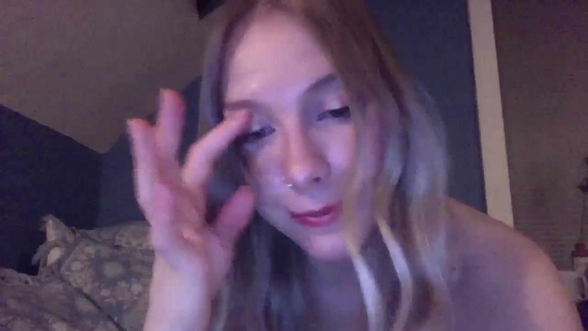 Gallery image thumbnail from Peachyk33n's myfreecams stream on, 05/08/2024, 06:08 image 8 of 20