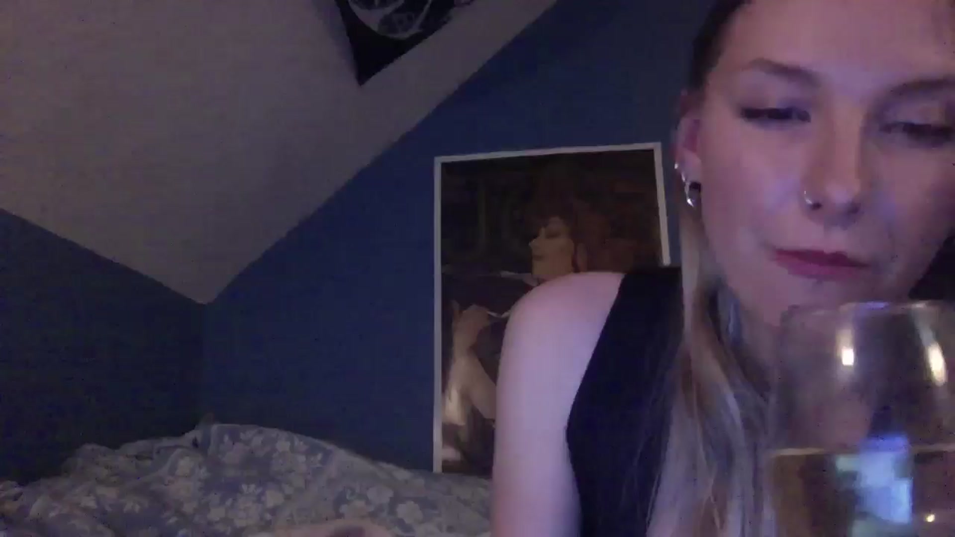 Gallery image thumbnail from Peachyk33n's myfreecams stream on, 05/11/2024, 10:15 image 9 of 20