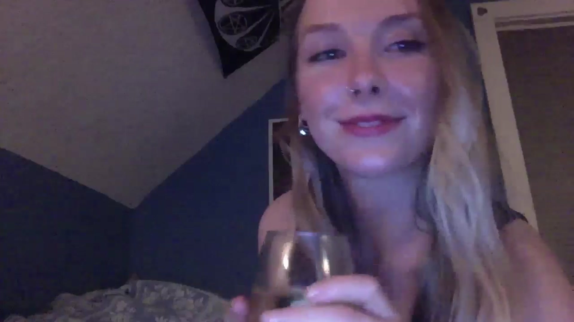 Gallery image thumbnail from Peachyk33n's myfreecams stream on, 05/11/2024, 10:15 image 2 of 20