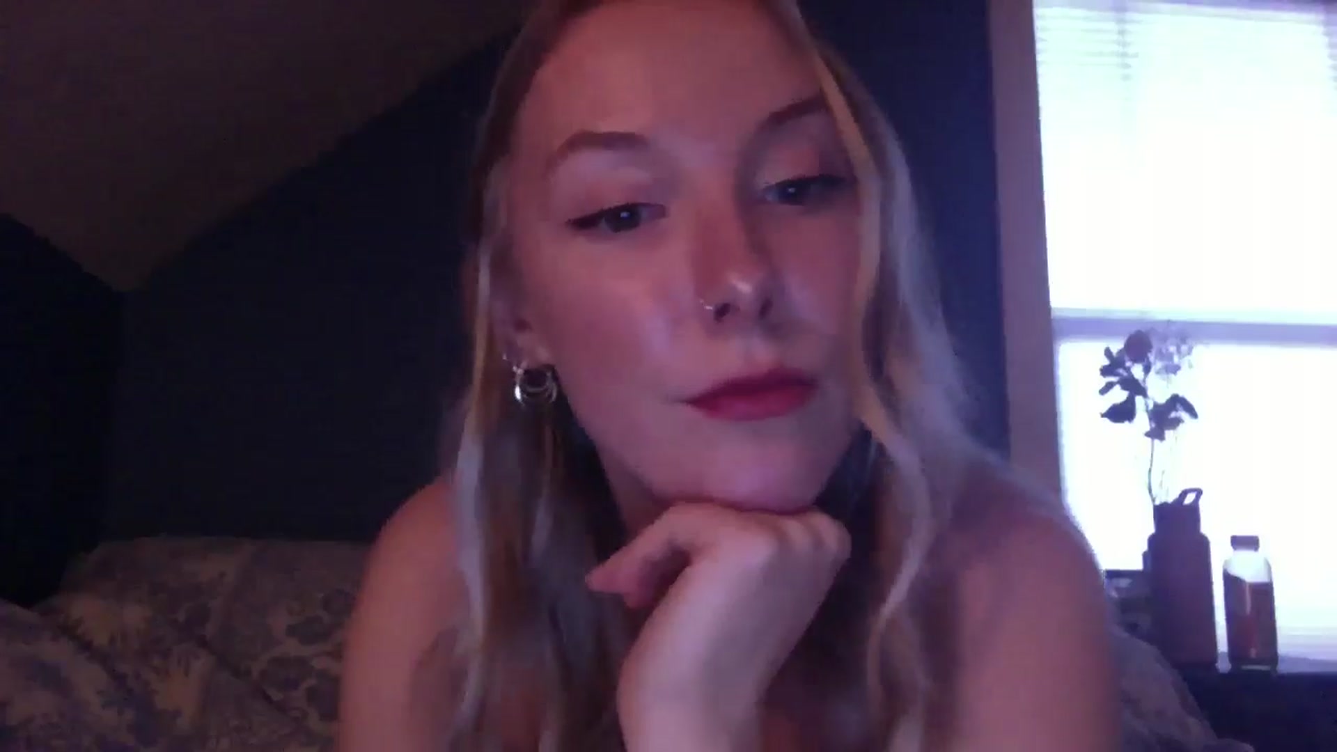 Gallery image thumbnail from Peachyk33n's myfreecams stream on, 06/08/2024, 02:09 image 15 of 20