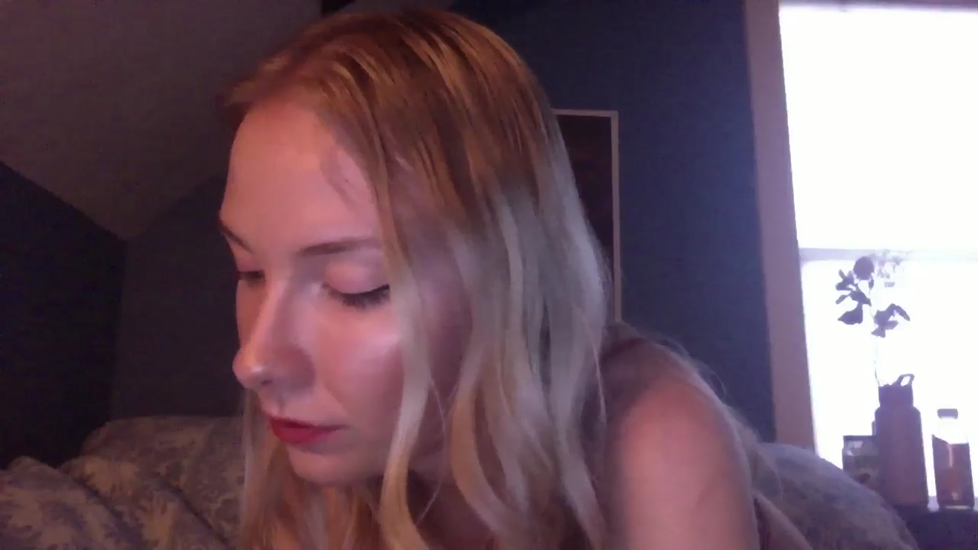 Gallery image thumbnail from Peachyk33n's myfreecams stream on, 06/08/2024, 02:09 image 8 of 20