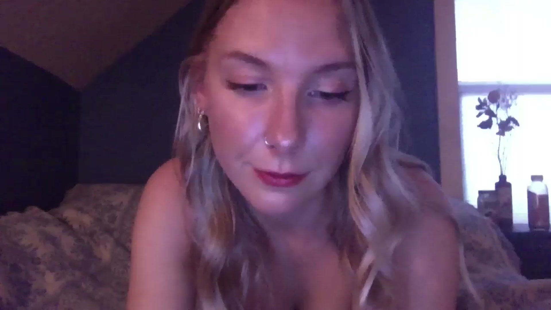 Gallery image thumbnail from Peachyk33n's myfreecams stream on, 06/08/2024, 03:22 image 2 of 20