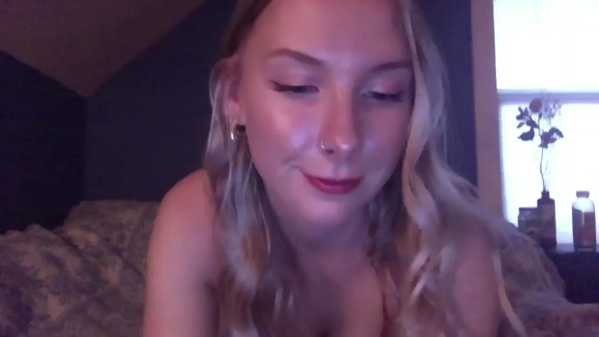 Gallery image thumbnail from Peachyk33n's myfreecams stream on, 06/08/2024, 03:22 image 3 of 20