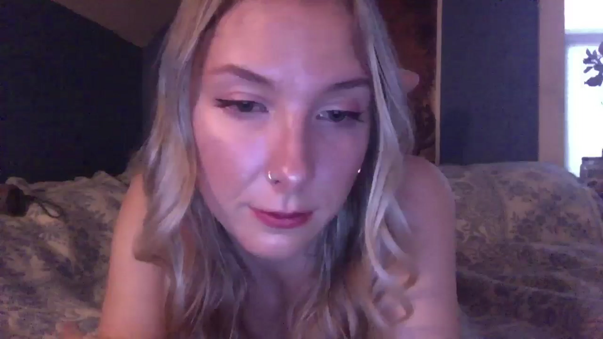 Gallery image thumbnail from Peachyk33n's myfreecams stream on, 06/08/2024, 03:22 image 17 of 20