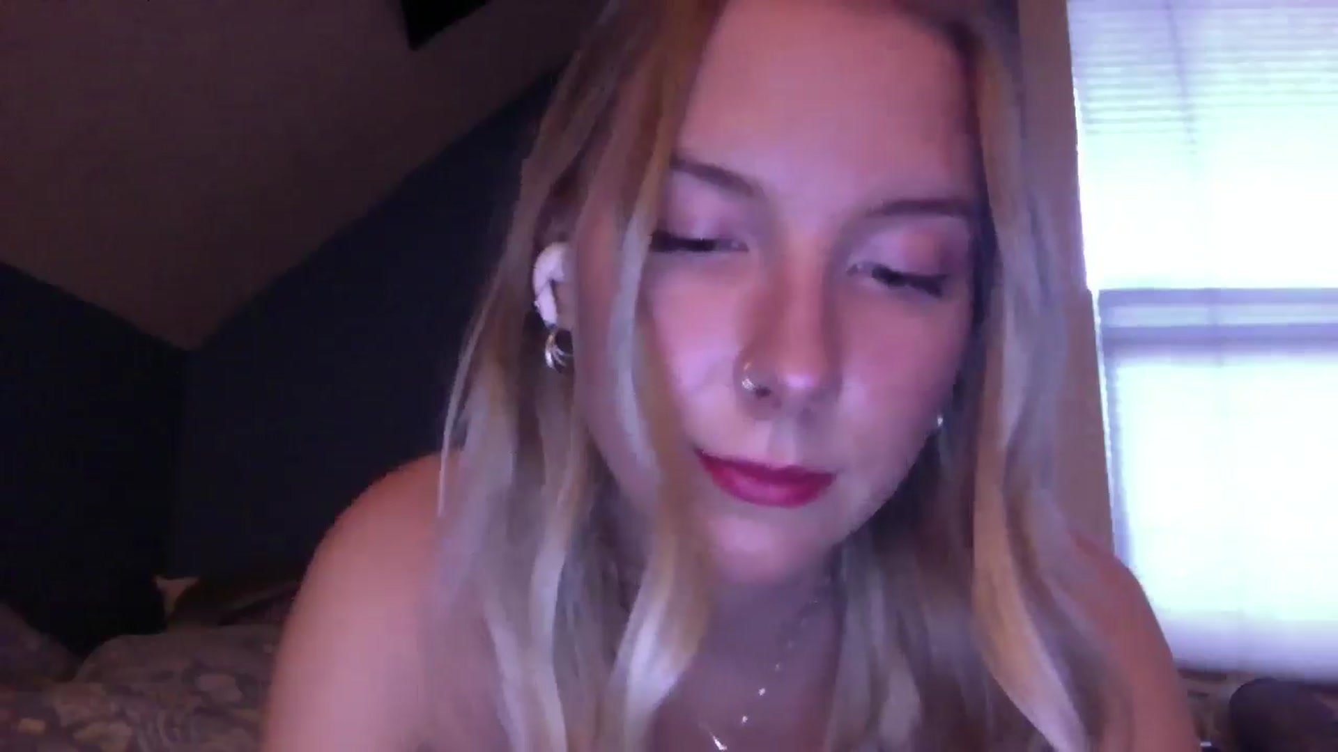 Gallery image thumbnail from Peachyk33n's myfreecams stream on, 07/07/2024, 03:04 image 17 of 20