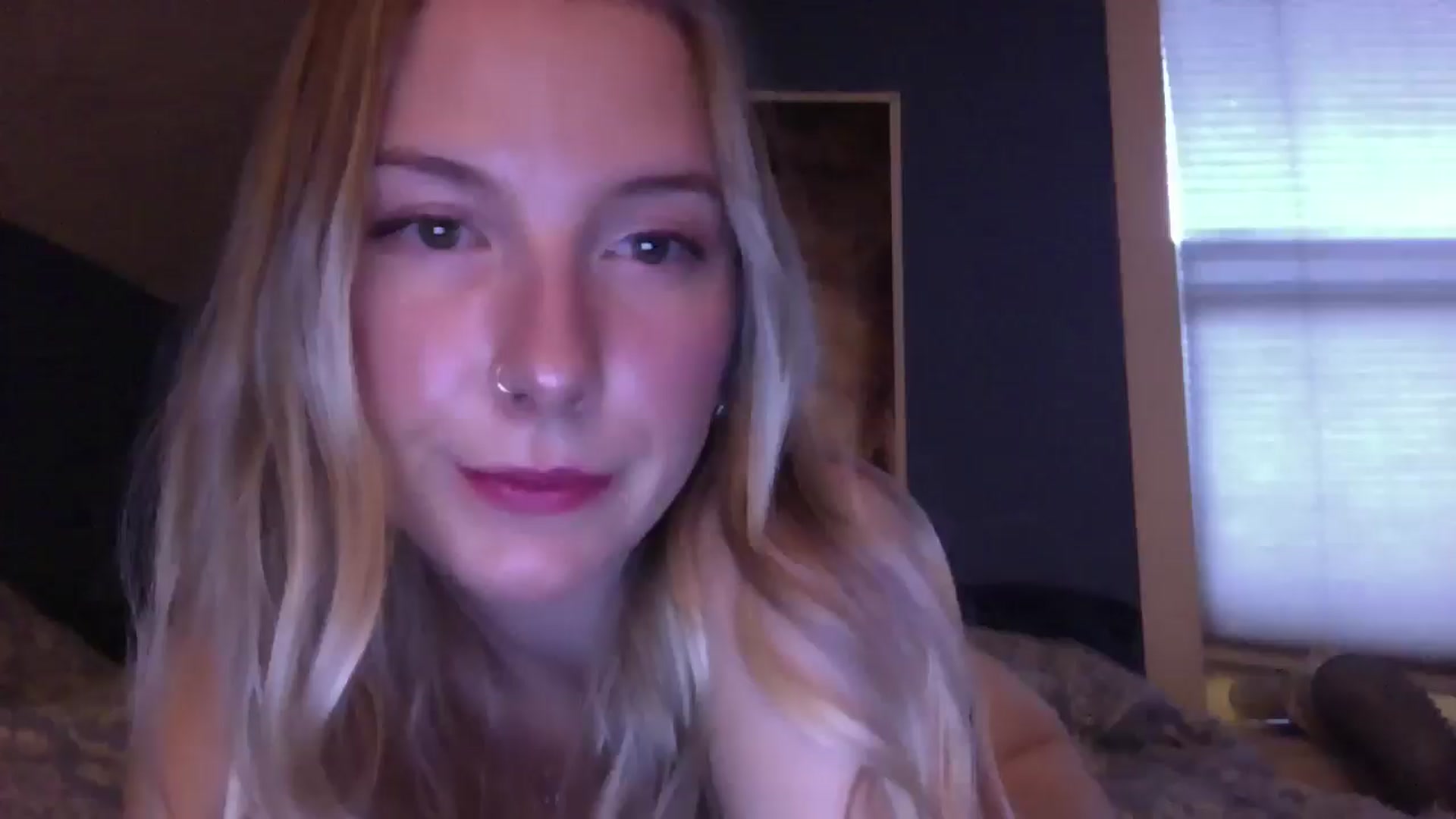 Gallery image thumbnail from Peachyk33n's myfreecams stream on, 07/07/2024, 04:03 image 5 of 20