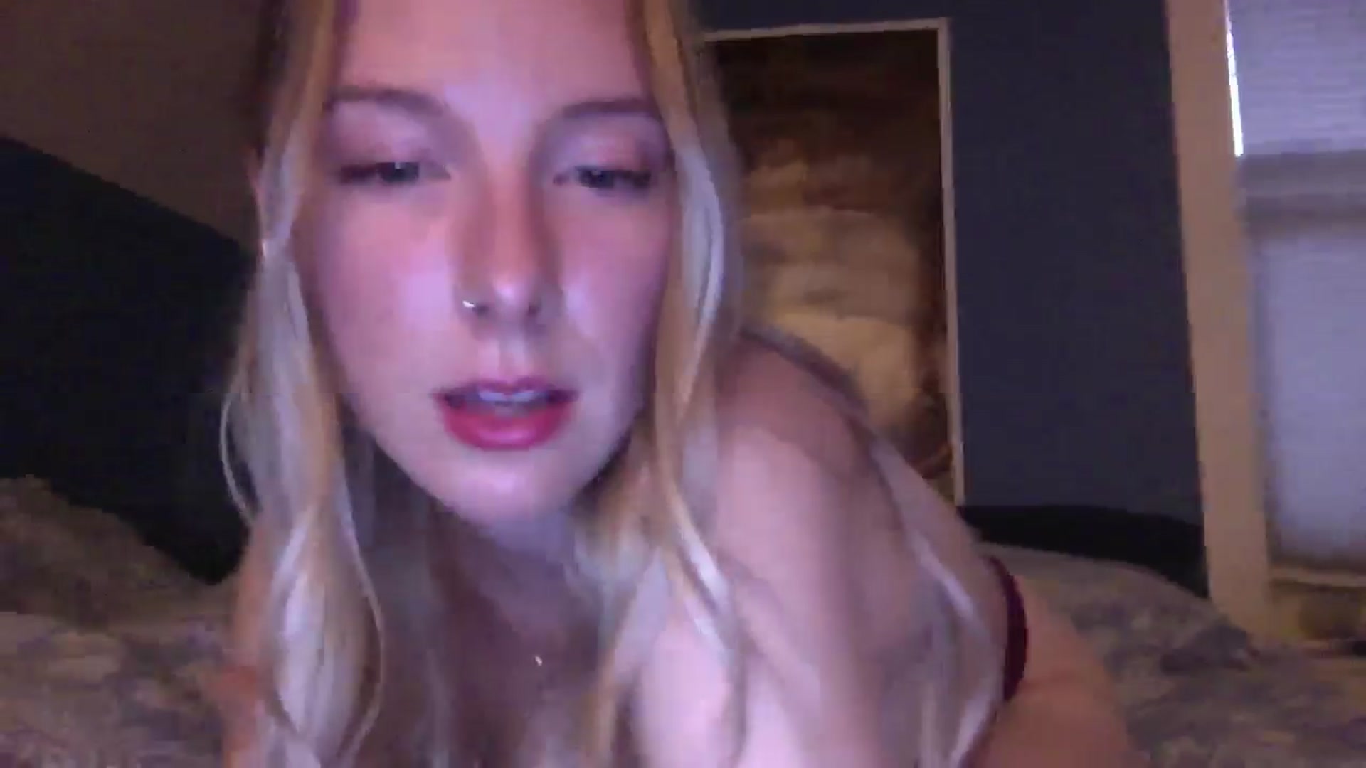 Gallery image thumbnail from Peachyk33n's myfreecams stream on, 07/07/2024, 04:03 image 20 of 20