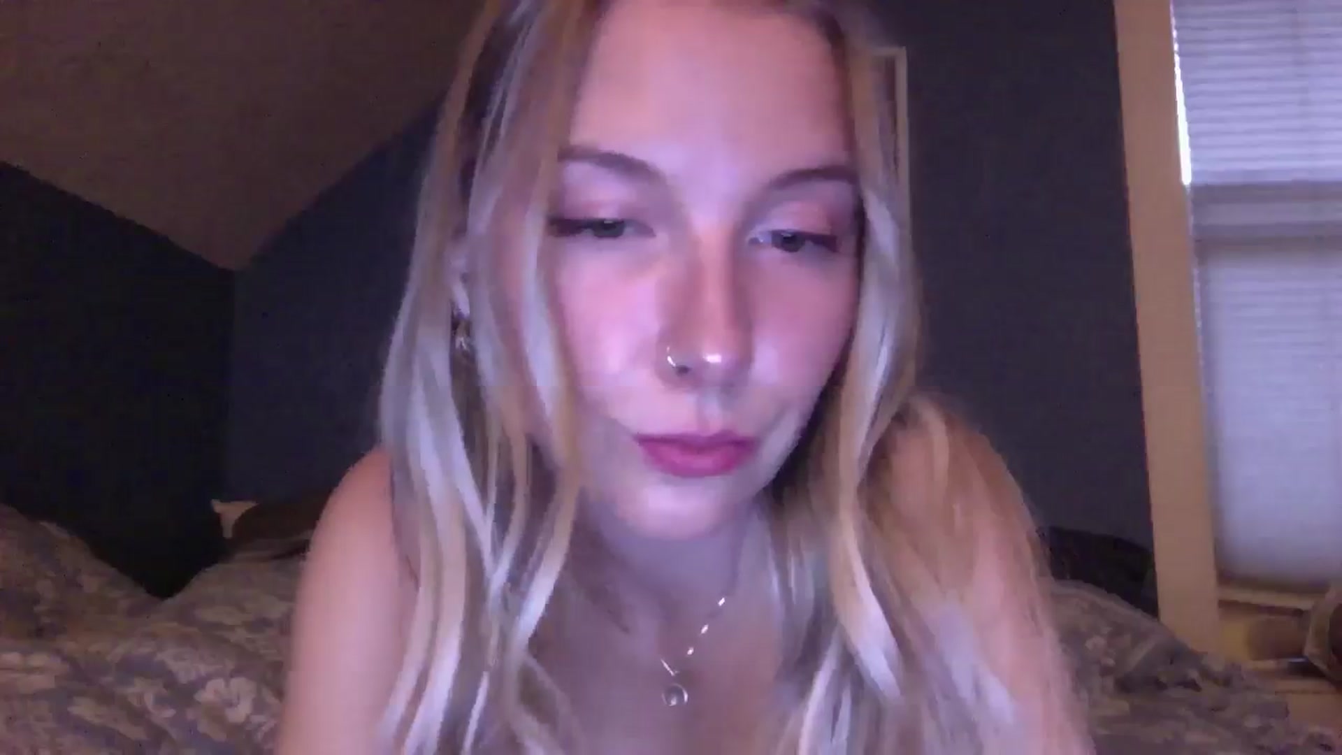 Gallery image thumbnail from Peachyk33n's myfreecams stream on, 07/07/2024, 04:03 image 18 of 20