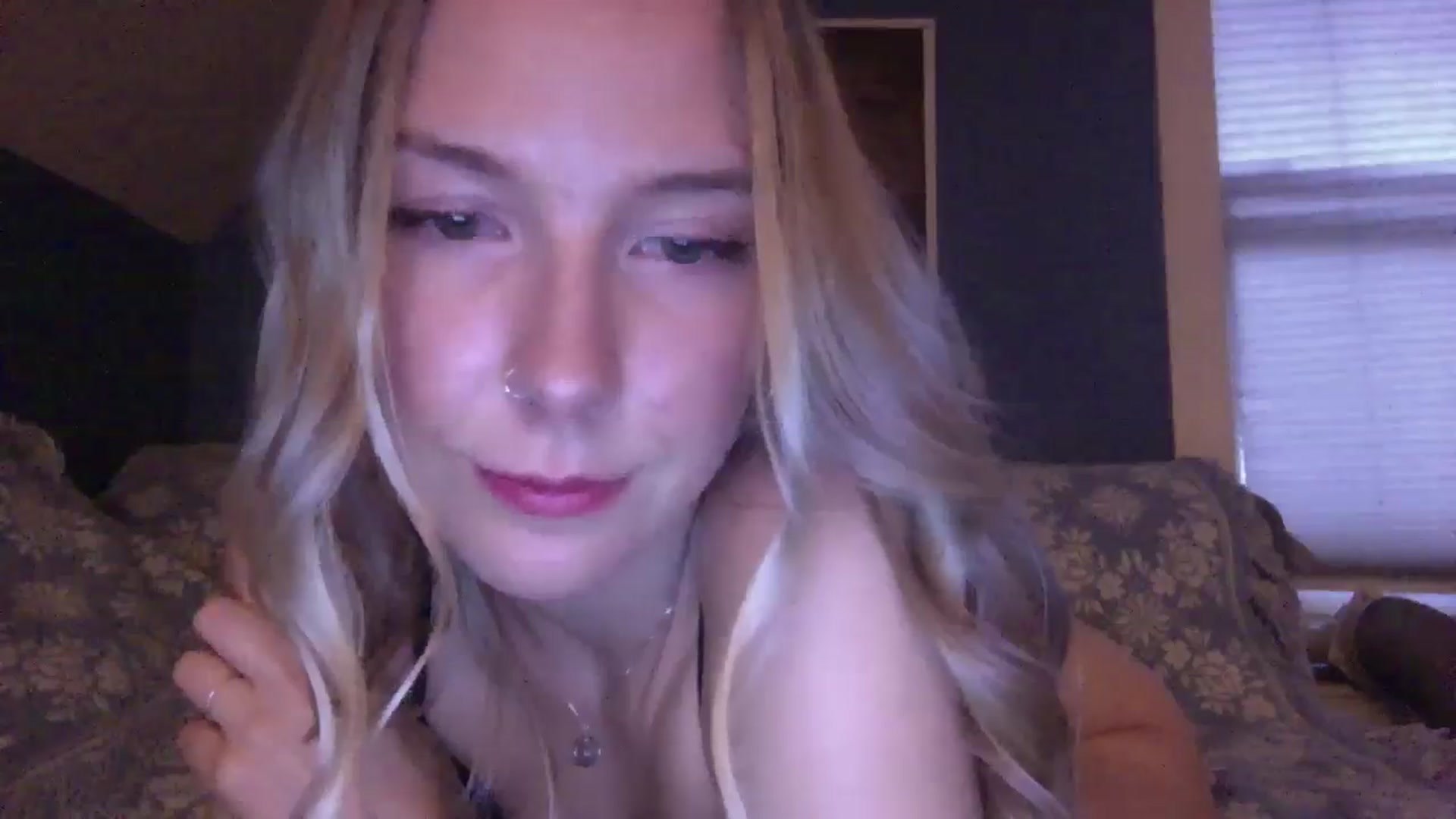 Gallery image thumbnail from Peachyk33n's myfreecams stream on, 07/11/2024, 04:08 image 11 of 20