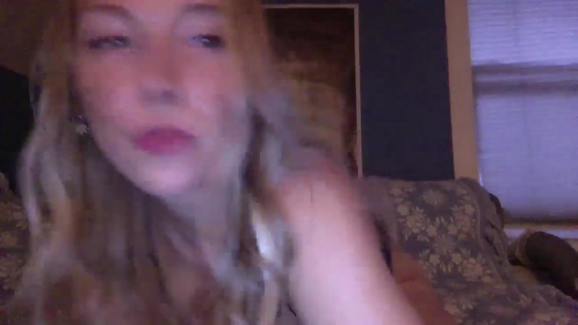 Gallery image thumbnail from Peachyk33n's myfreecams stream on, 07/11/2024, 04:08 image 15 of 20