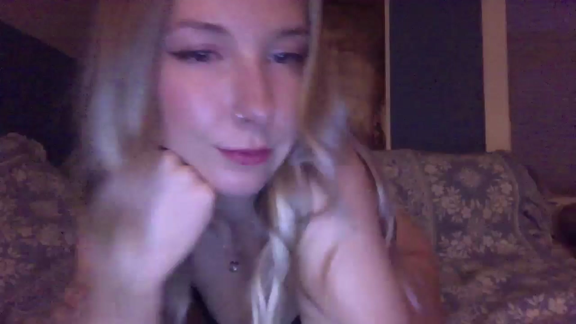Gallery image thumbnail from Peachyk33n's myfreecams stream on, 07/11/2024, 04:44 image 3 of 20