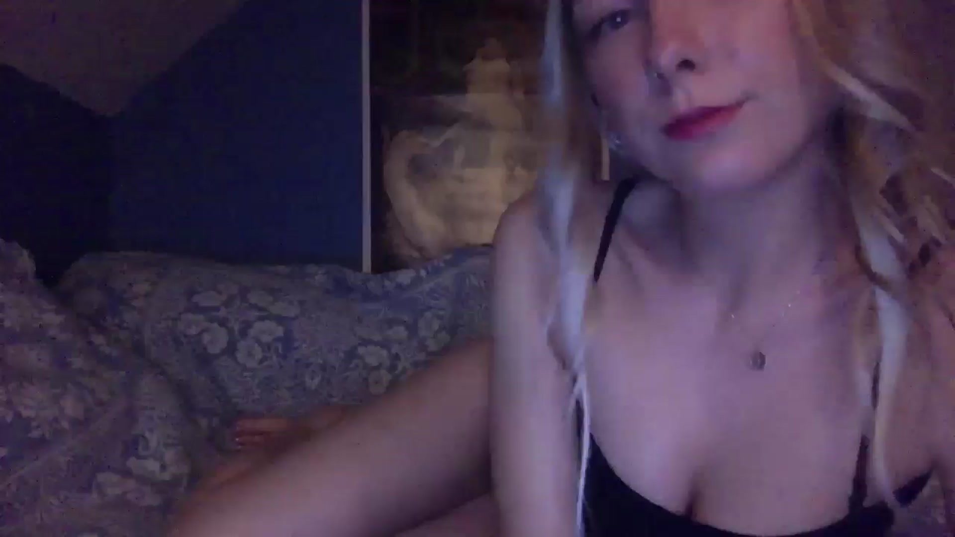 Gallery image thumbnail from Peachyk33n's myfreecams stream on, 07/11/2024, 04:44 image 8 of 20