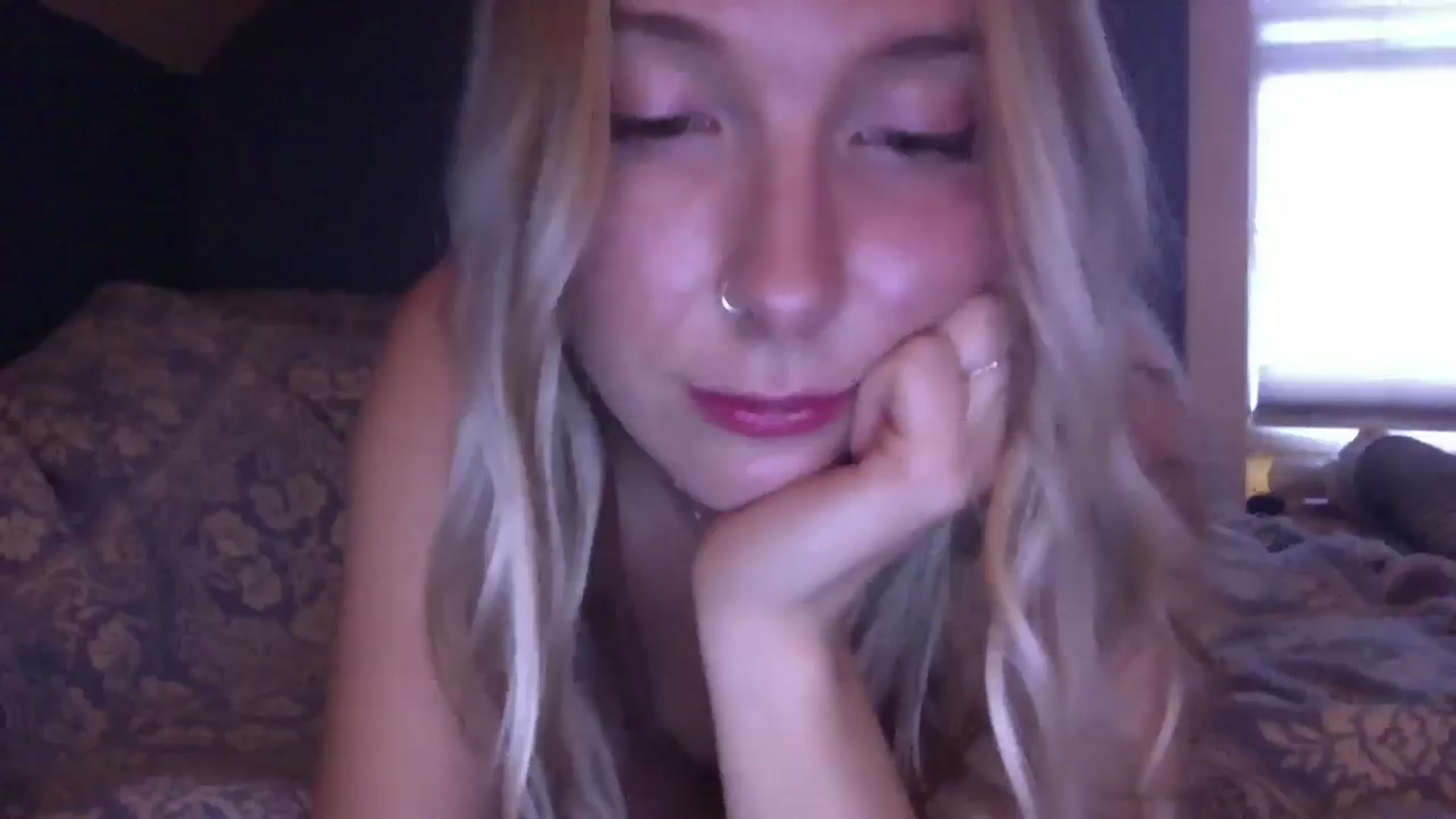 Gallery image thumbnail from Peachyk33n's myfreecams stream on, 07/12/2024, 02:29 image 17 of 20