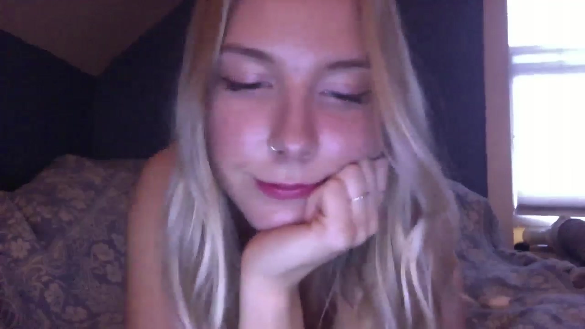 Gallery image thumbnail from Peachyk33n's myfreecams stream on, 07/12/2024, 02:29 image 13 of 20
