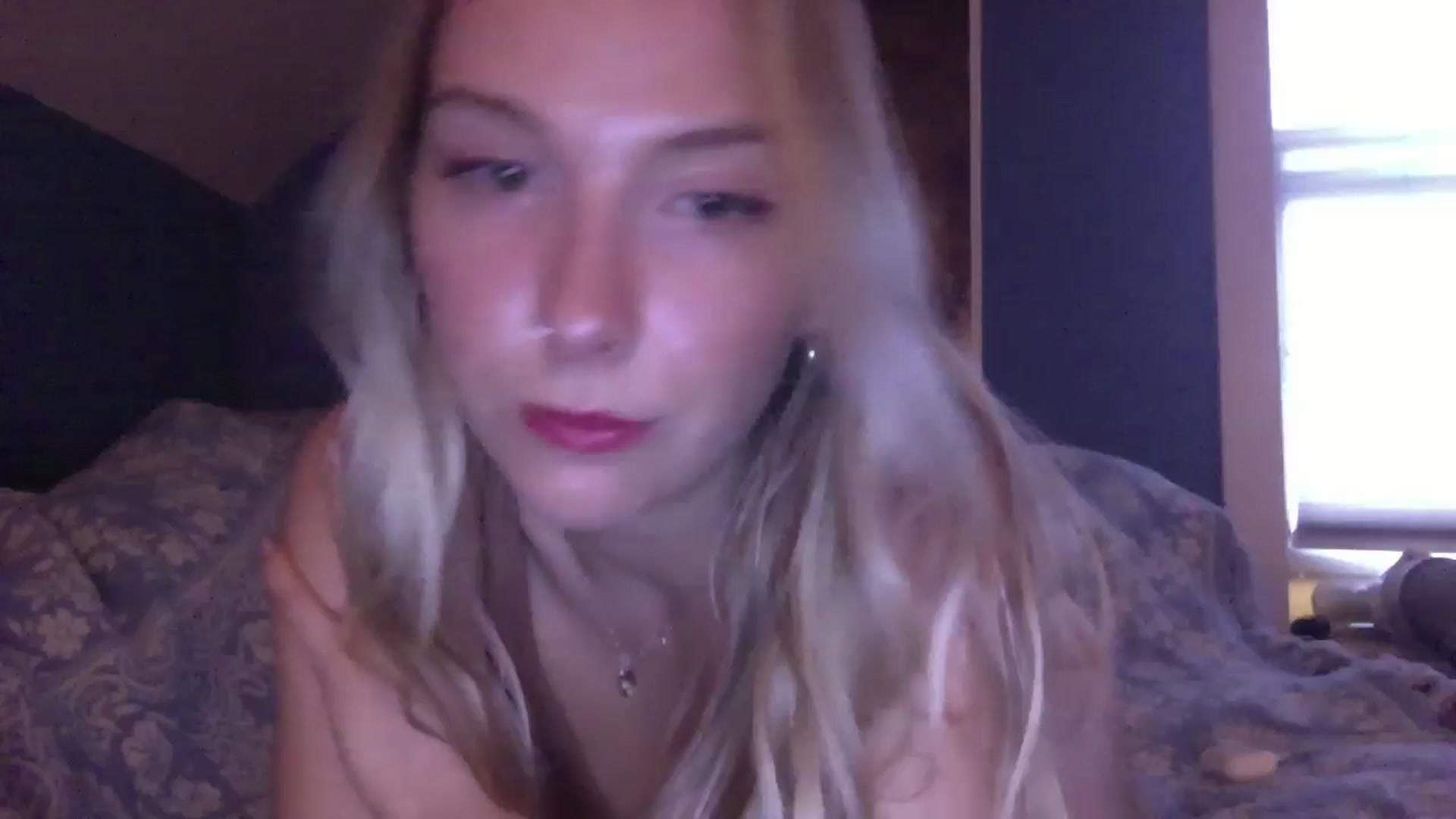 Gallery image thumbnail from Peachyk33n's myfreecams stream on, 07/12/2024, 02:29 image 7 of 20