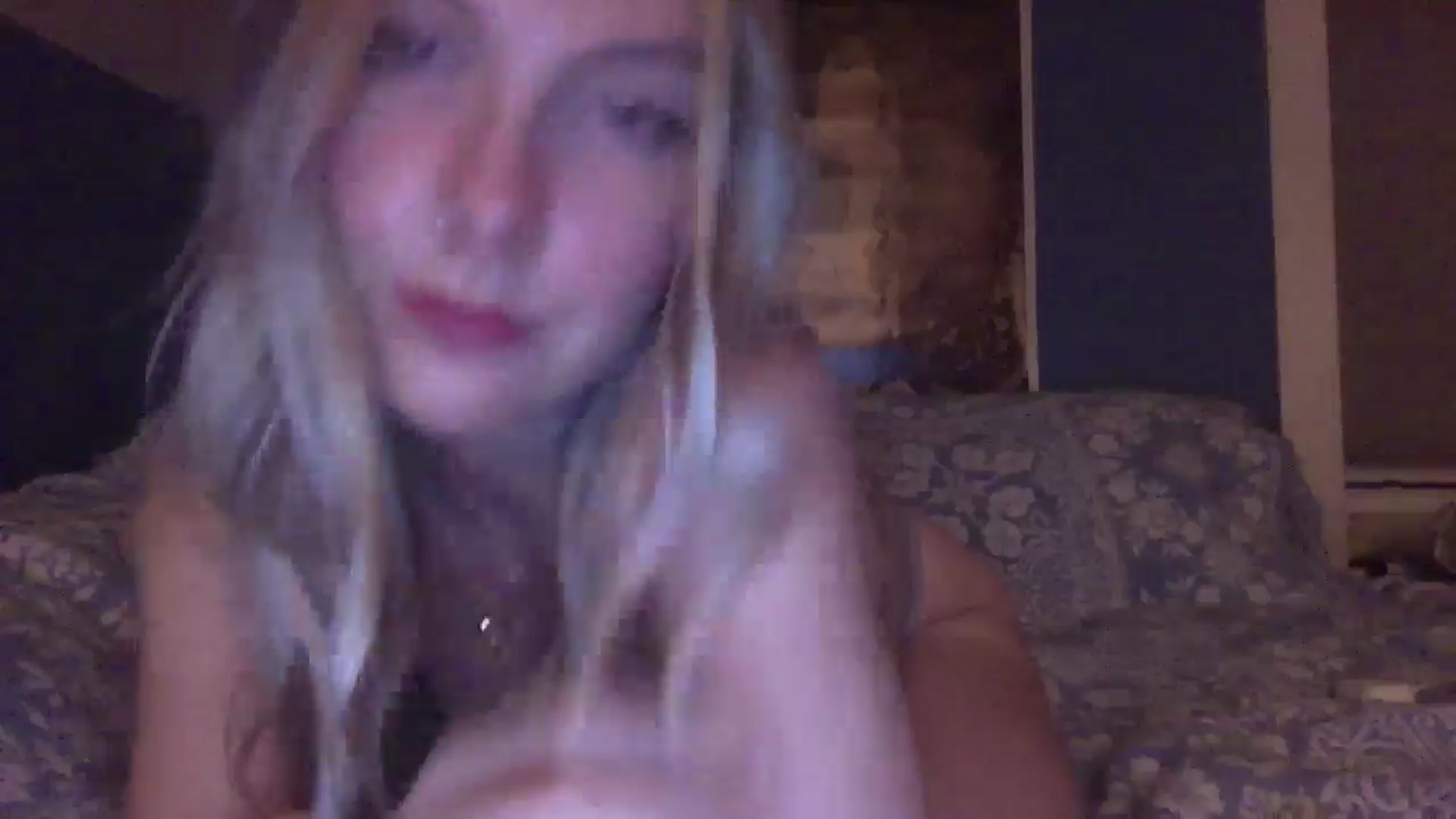 Gallery image thumbnail from Peachyk33n's myfreecams stream on, 07/12/2024, 07:25 image 9 of 20