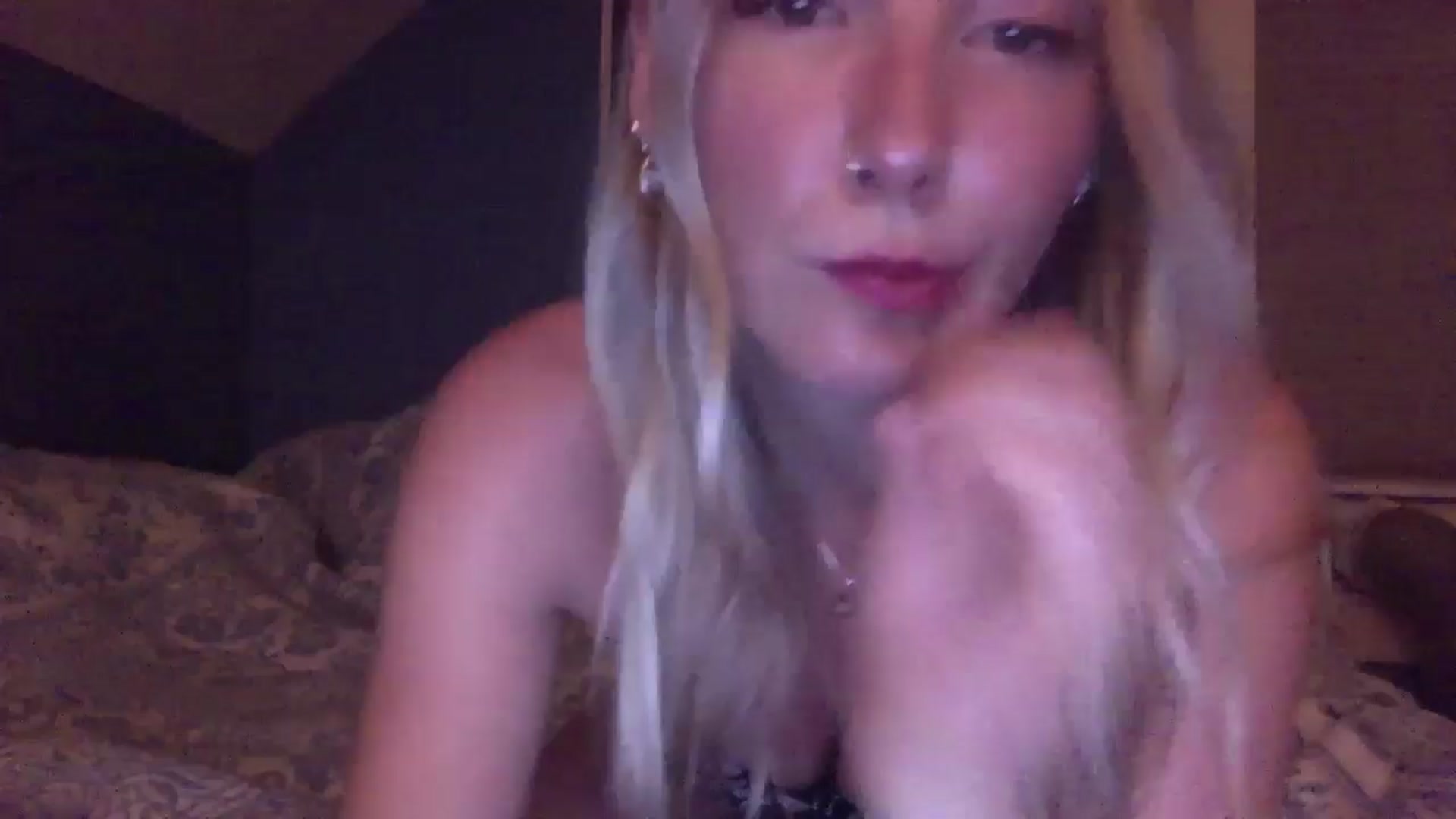 Gallery image thumbnail from Peachyk33n's myfreecams stream on, 07/17/2024, 04:17 image 20 of 20