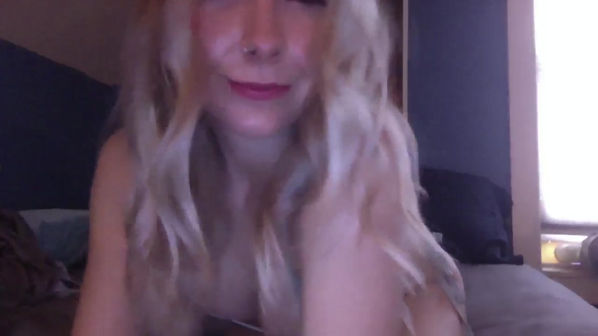 Gallery image thumbnail from Peachyk33n's myfreecams stream on, 08/18/2024, 20:42 image 8 of 20