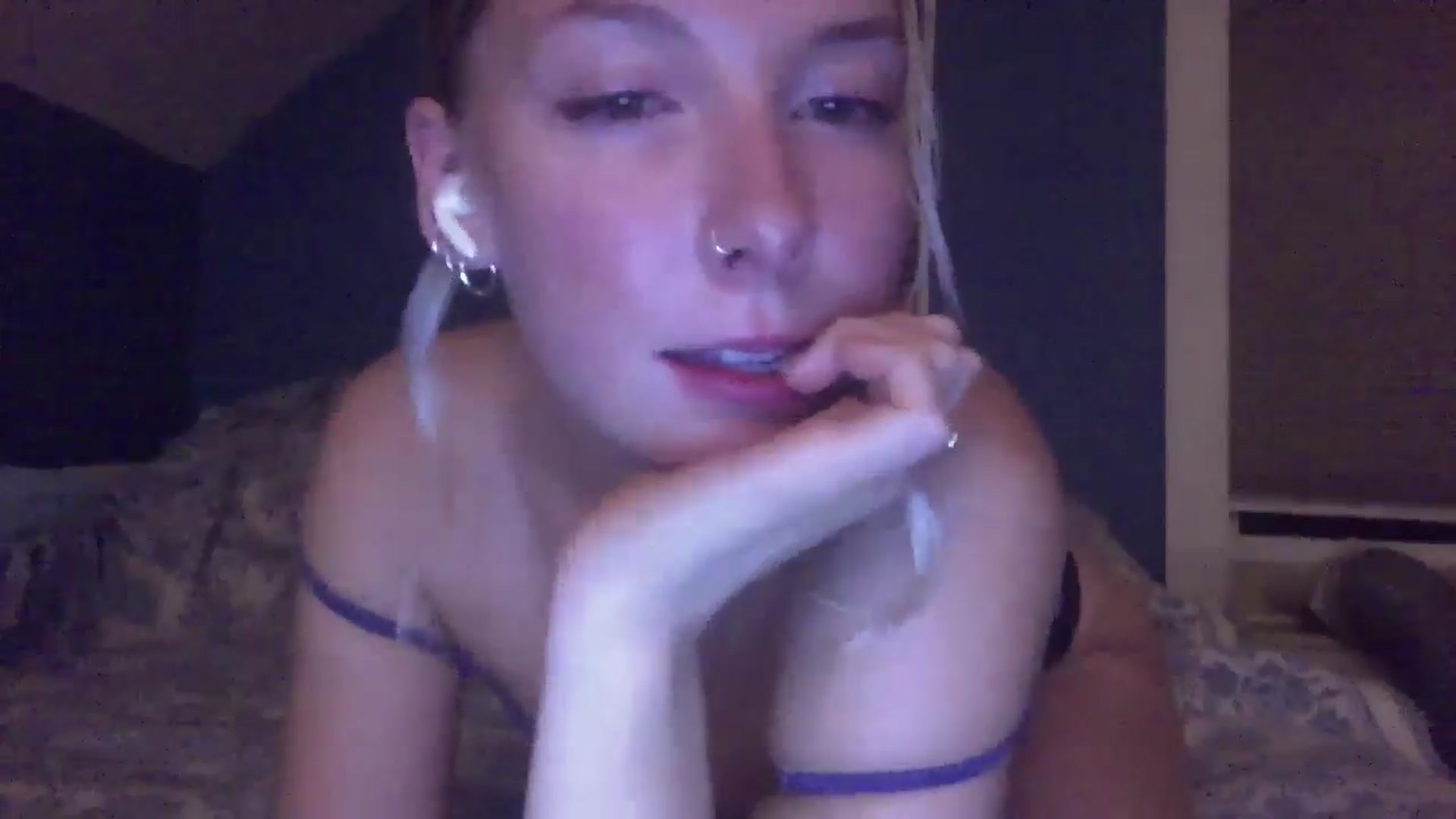 Gallery image thumbnail from Peachyk33n's myfreecams stream on, 08/22/2024, 07:44 image 11 of 20