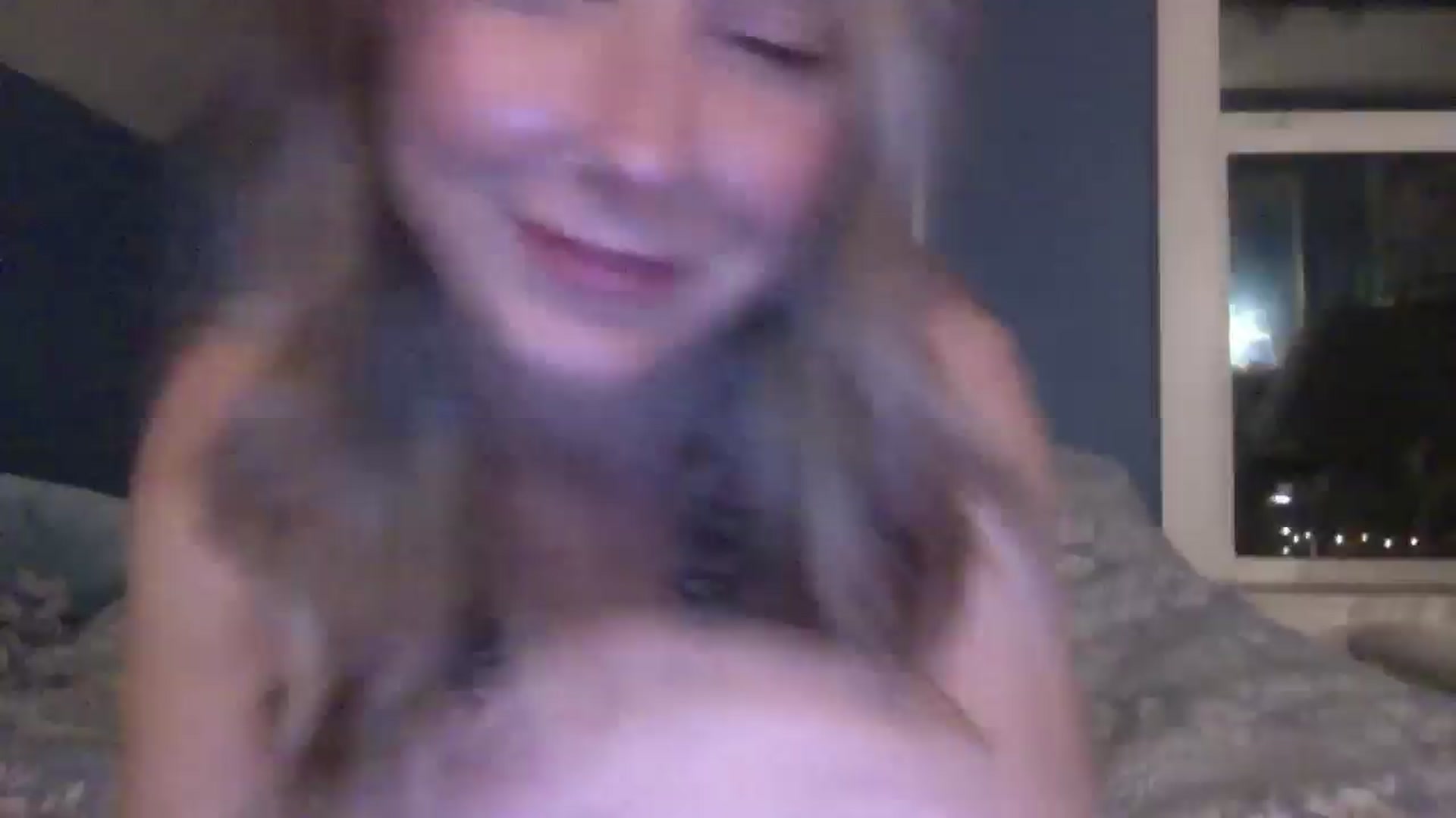 Gallery image thumbnail from Peachyk33n's myfreecams stream on, 11/26/2024, 01:53 image 8 of 20