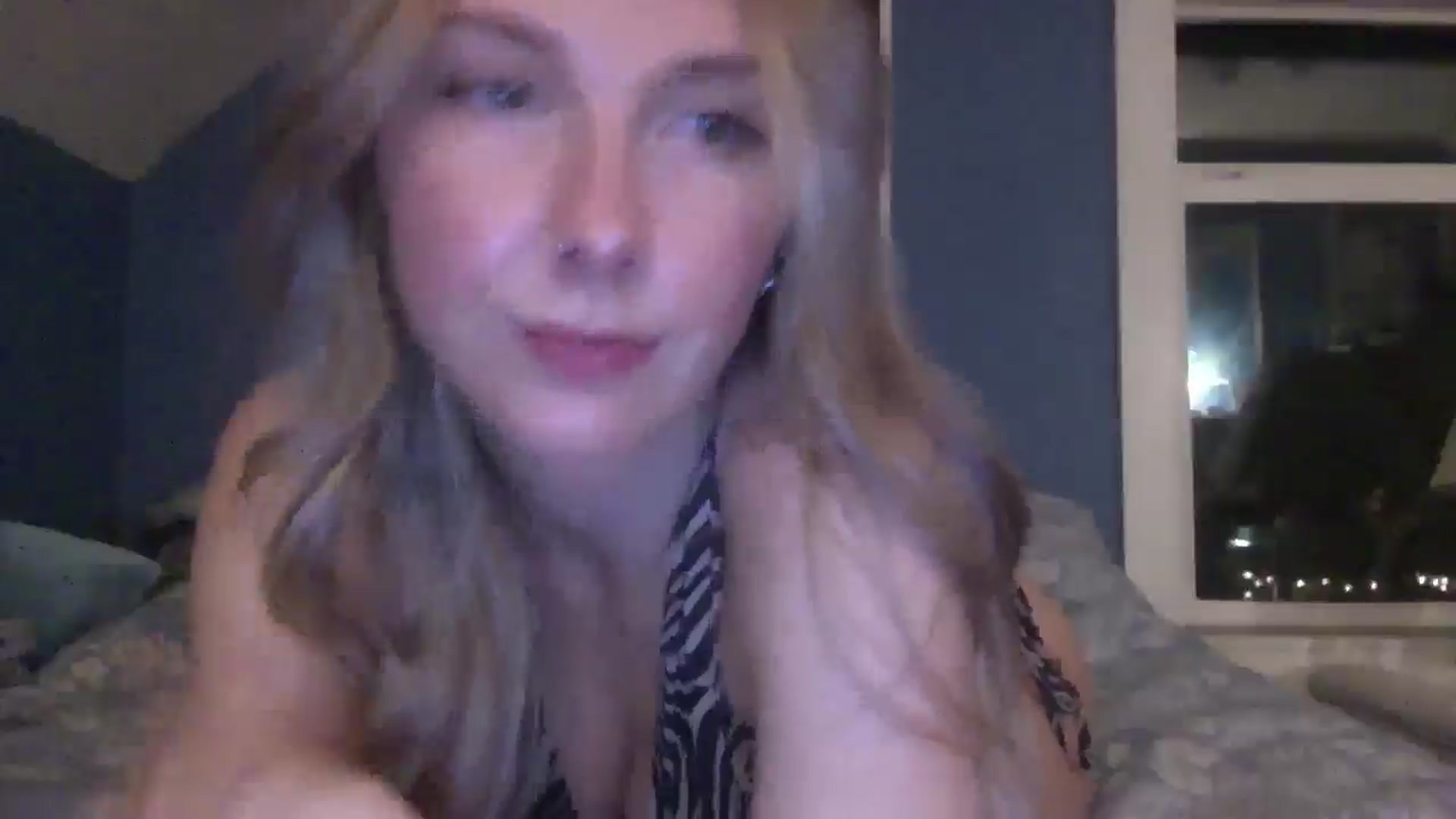 Gallery image thumbnail from Peachyk33n's myfreecams stream on, 11/26/2024, 01:53 image 11 of 20