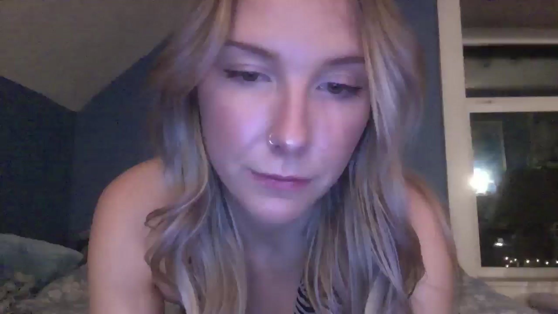 Gallery image thumbnail from Peachyk33n's myfreecams stream on, 11/26/2024, 01:53 image 20 of 20