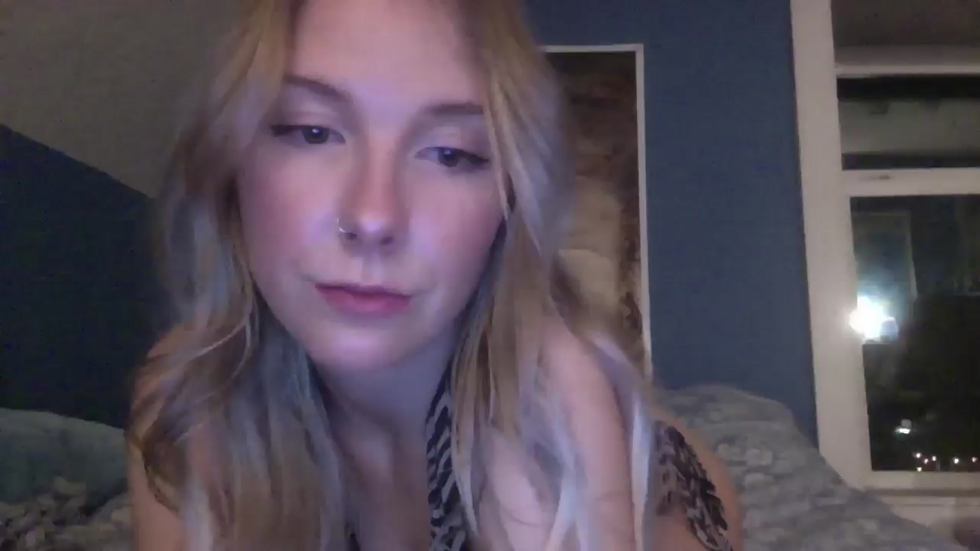 Gallery image thumbnail from Peachyk33n's myfreecams stream on, 11/26/2024, 01:53 image 14 of 20