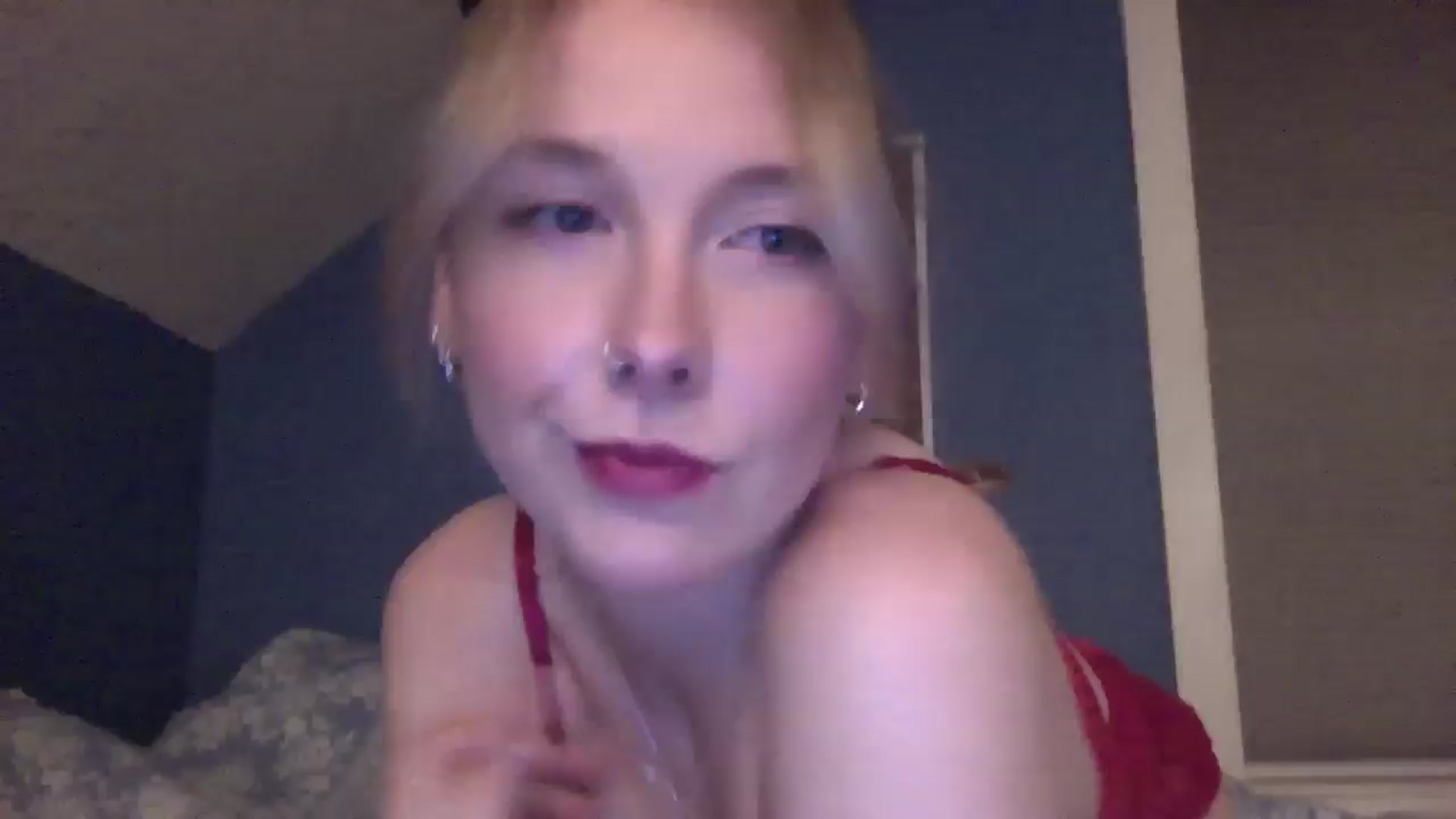 Gallery image thumbnail from Peachyk33n's myfreecams stream on, 12/25/2024, 04:07 image 20 of 20
