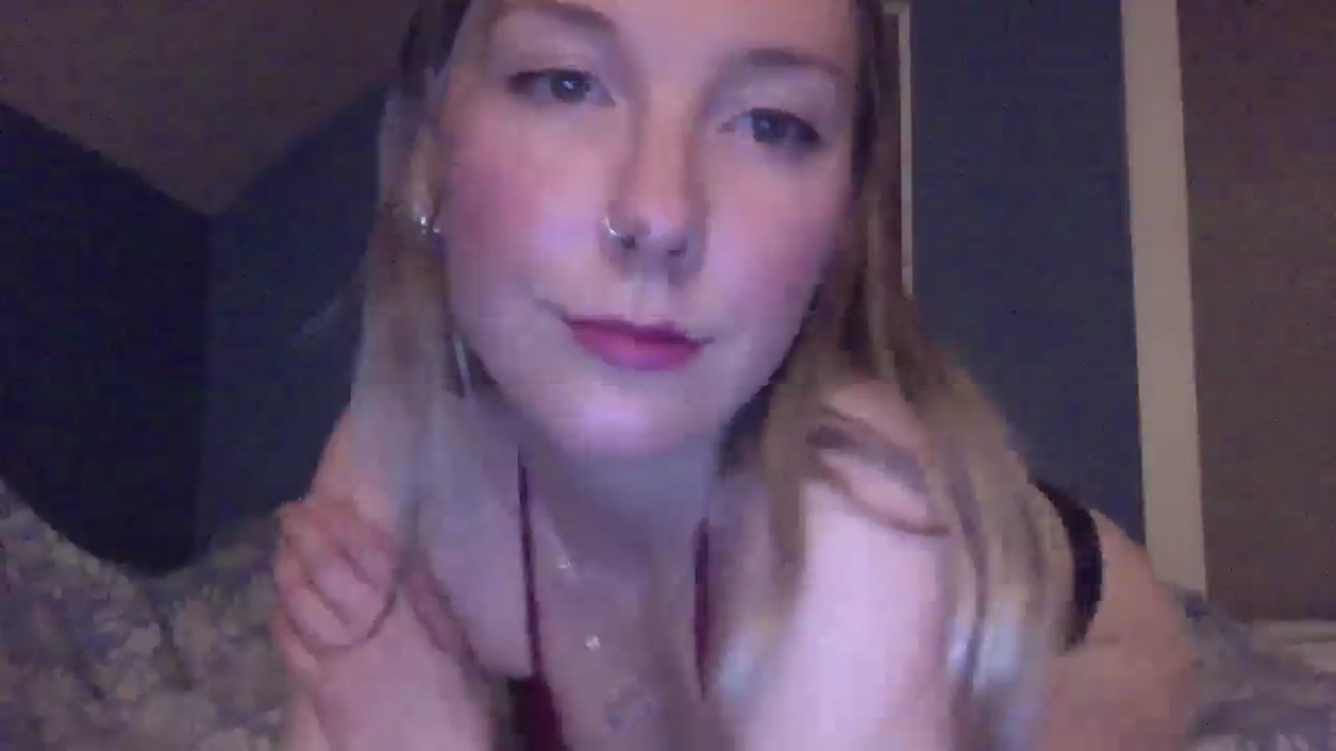 Gallery image thumbnail from Peachyk33n's myfreecams stream on, 12/27/2024, 07:49 image 5 of 20