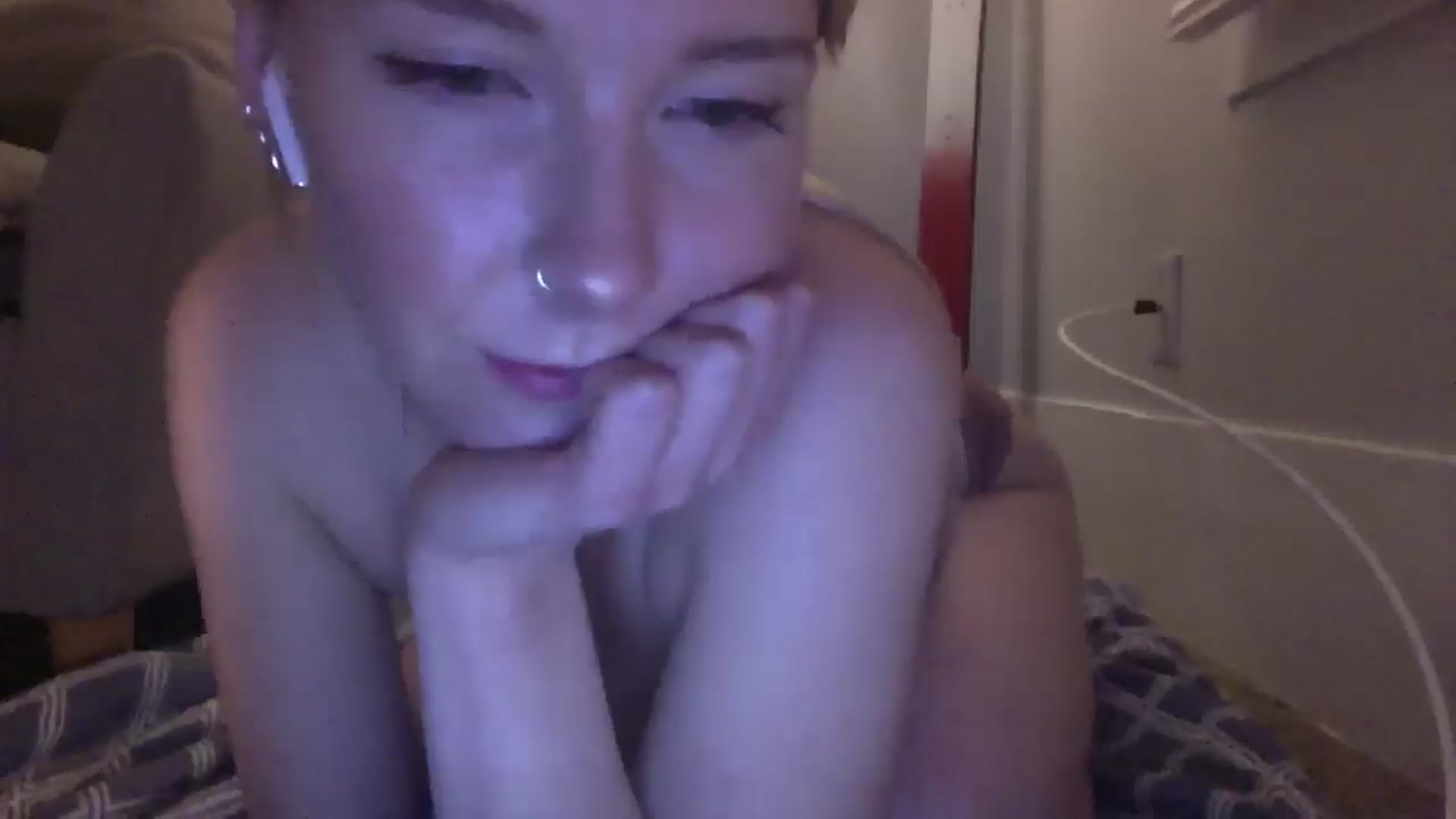 Gallery image thumbnail from Peachyk33n's myfreecams stream on, 01/05/2025, 07:49 image 19 of 20