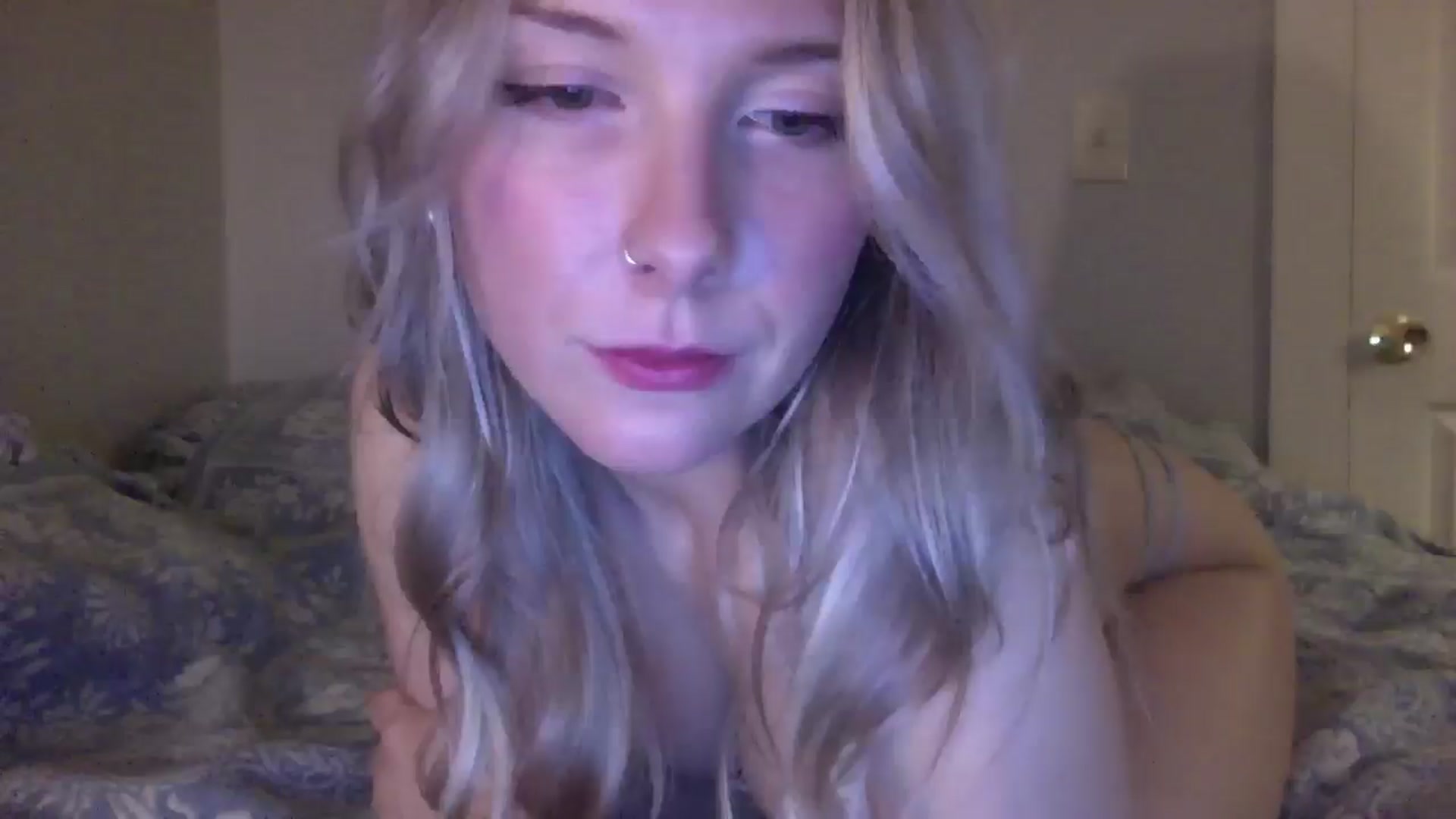 Gallery image thumbnail from Peachyk33n's myfreecams stream on, 01/14/2025, 08:22 image 15 of 20