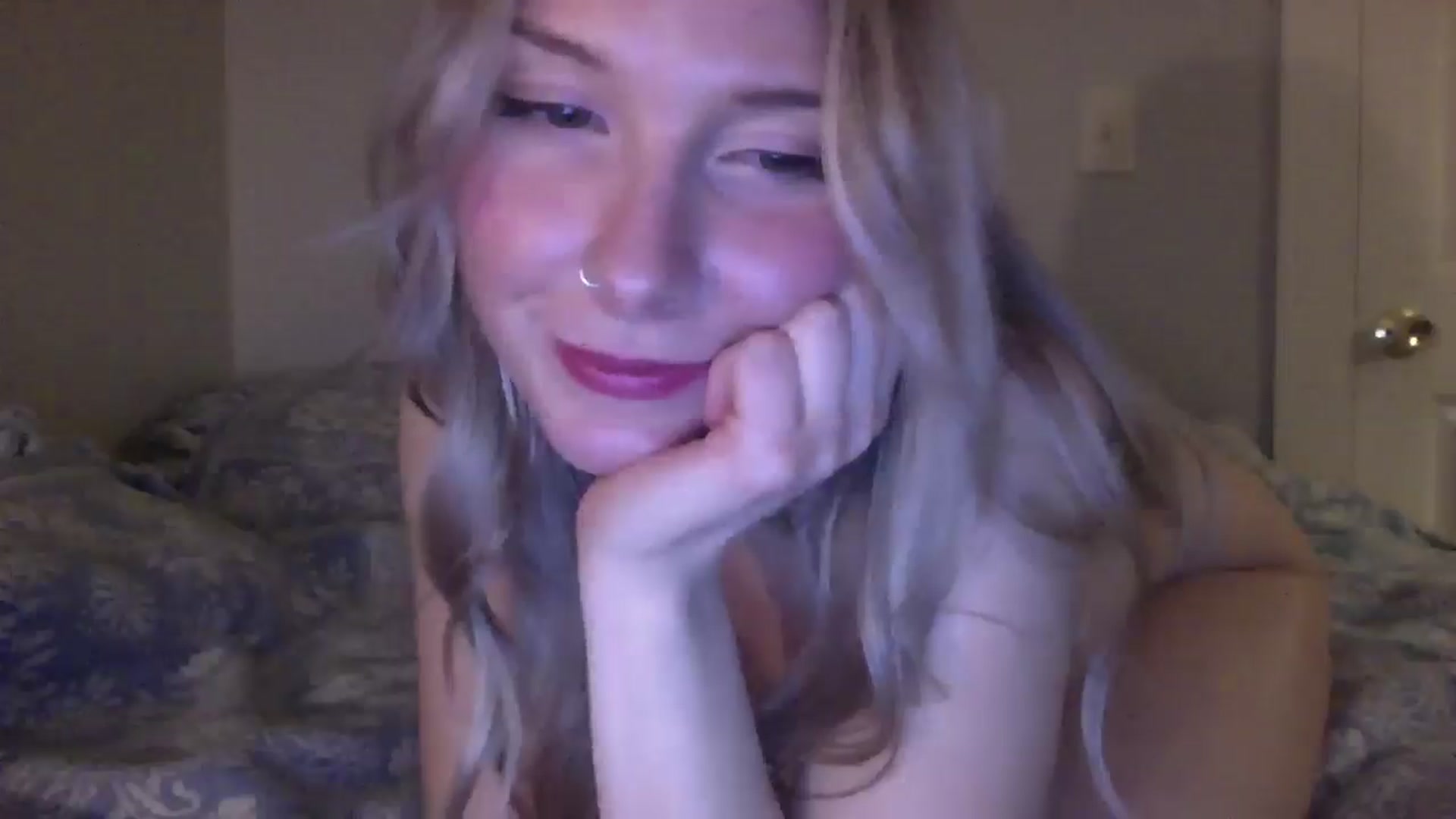 Gallery image thumbnail from Peachyk33n's myfreecams stream on, 01/14/2025, 08:22 image 13 of 20