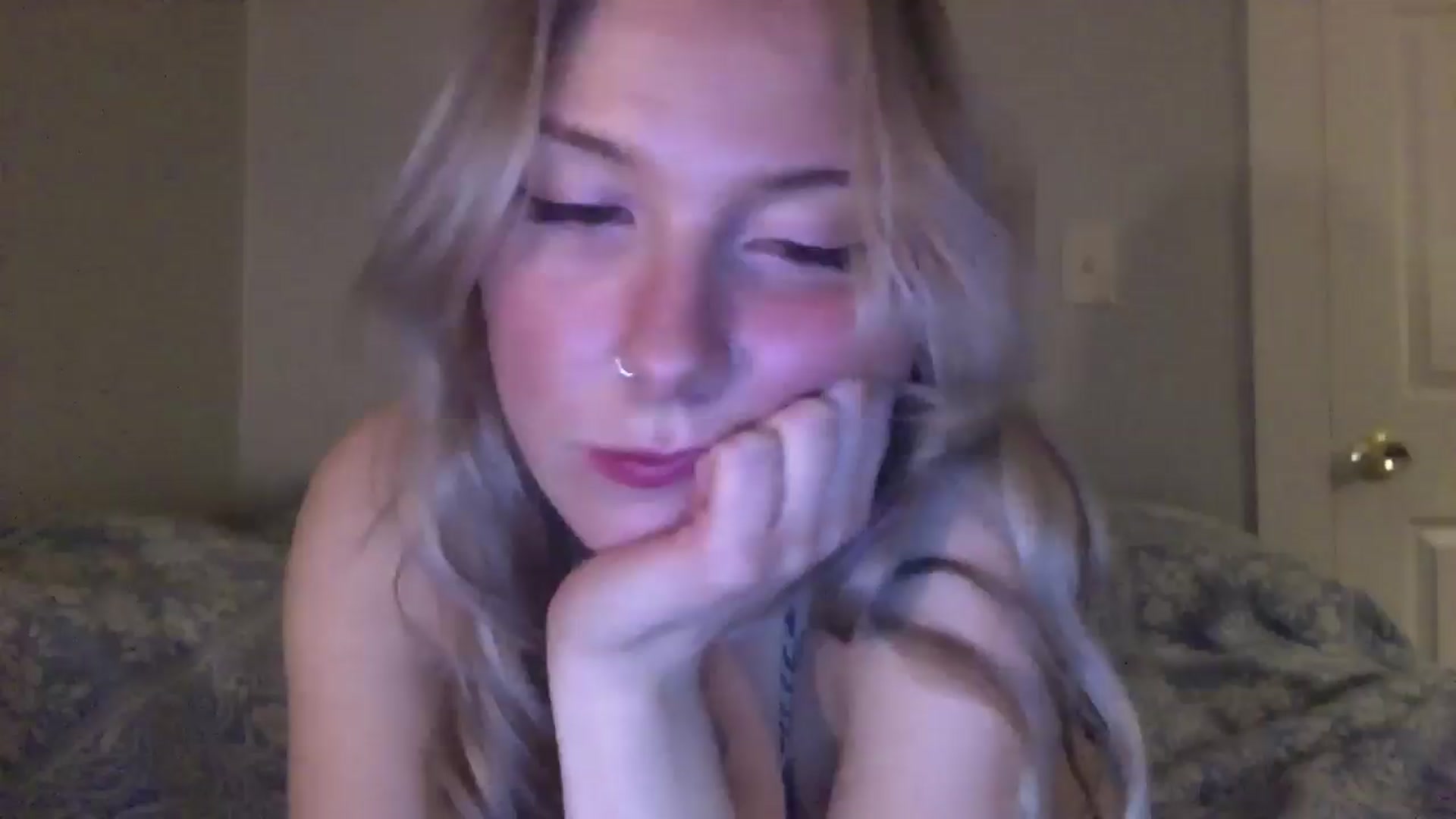 Gallery image thumbnail from Peachyk33n's myfreecams stream on, 01/15/2025, 04:58 image 11 of 20