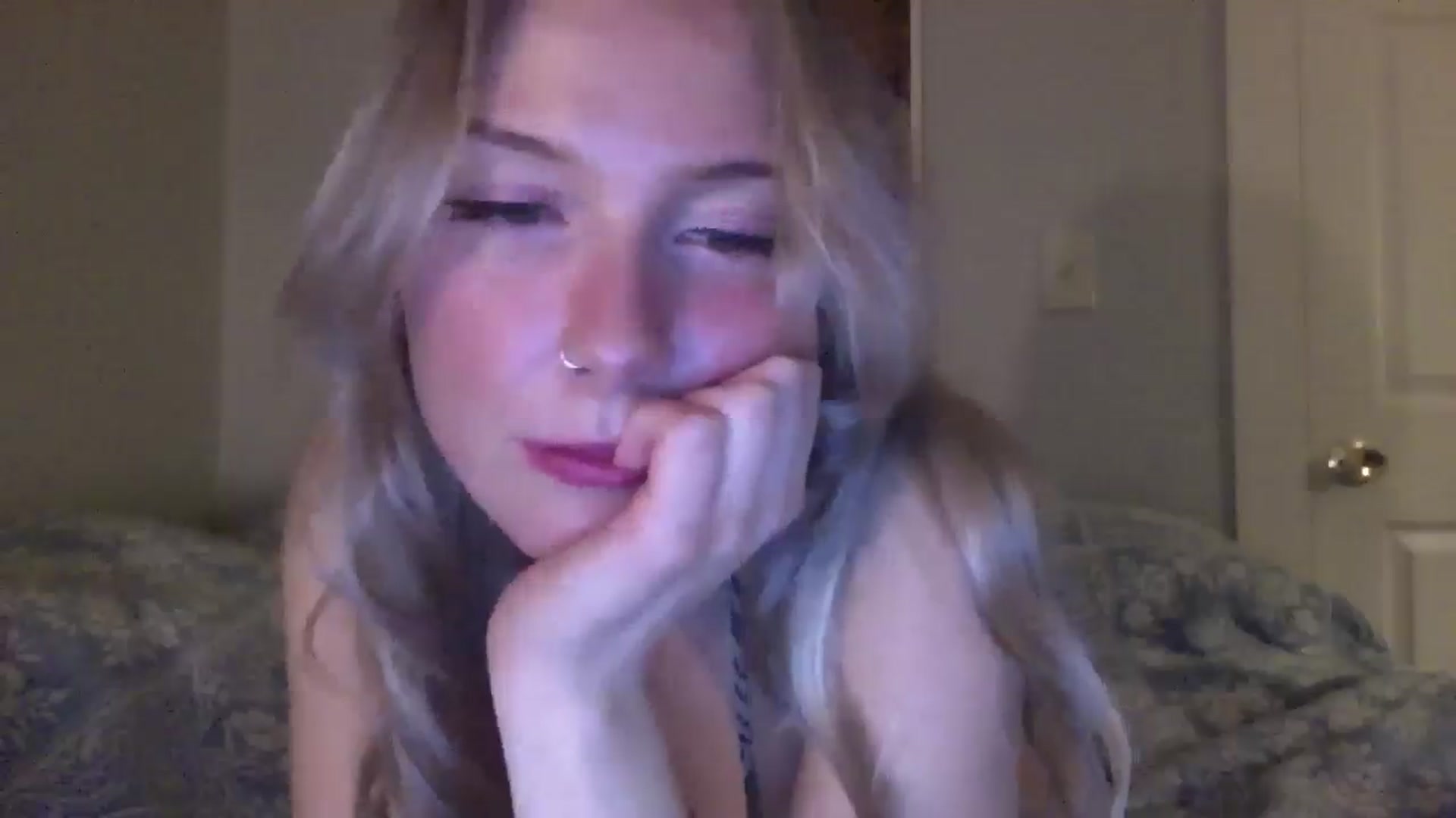 Gallery image thumbnail from Peachyk33n's myfreecams stream on, 01/15/2025, 04:58 image 12 of 20