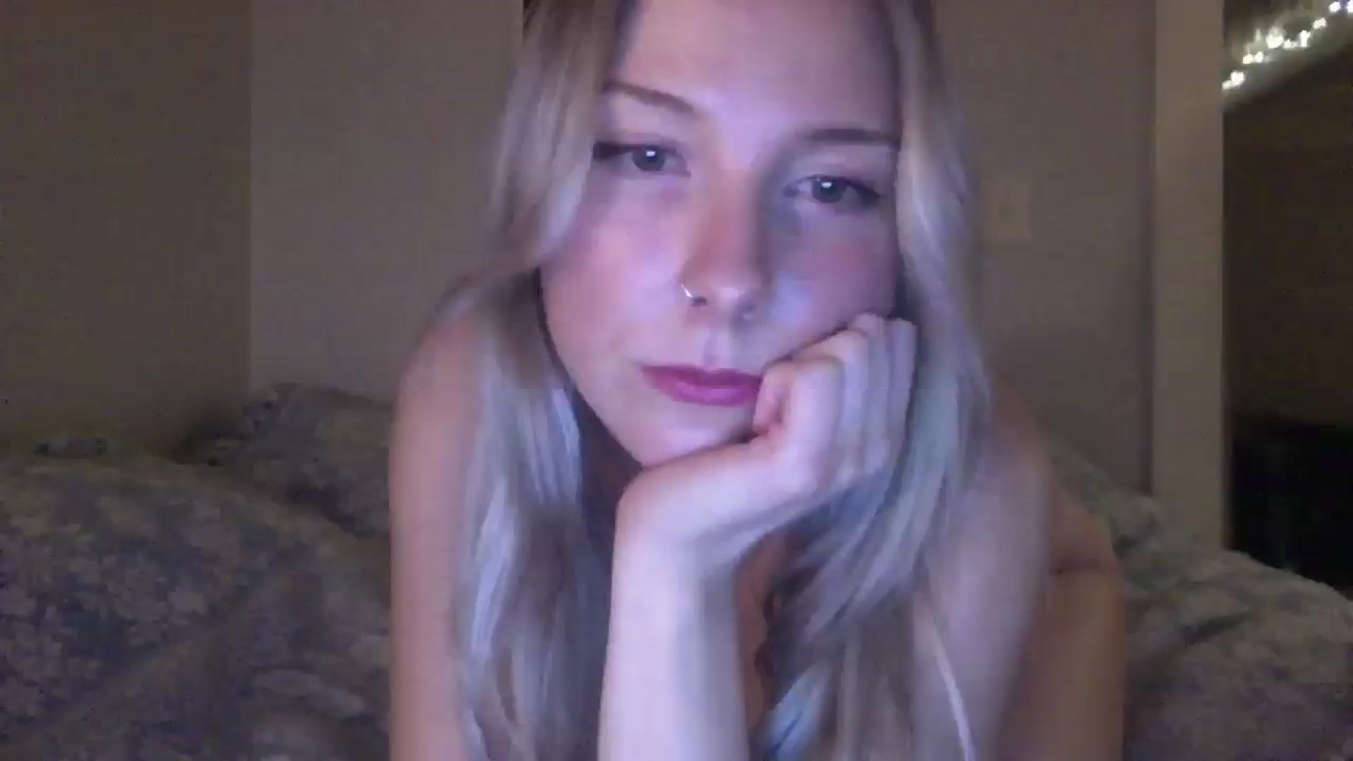 Gallery image thumbnail from Peachyk33n's myfreecams stream on, 01/17/2025, 05:17 image 6 of 20