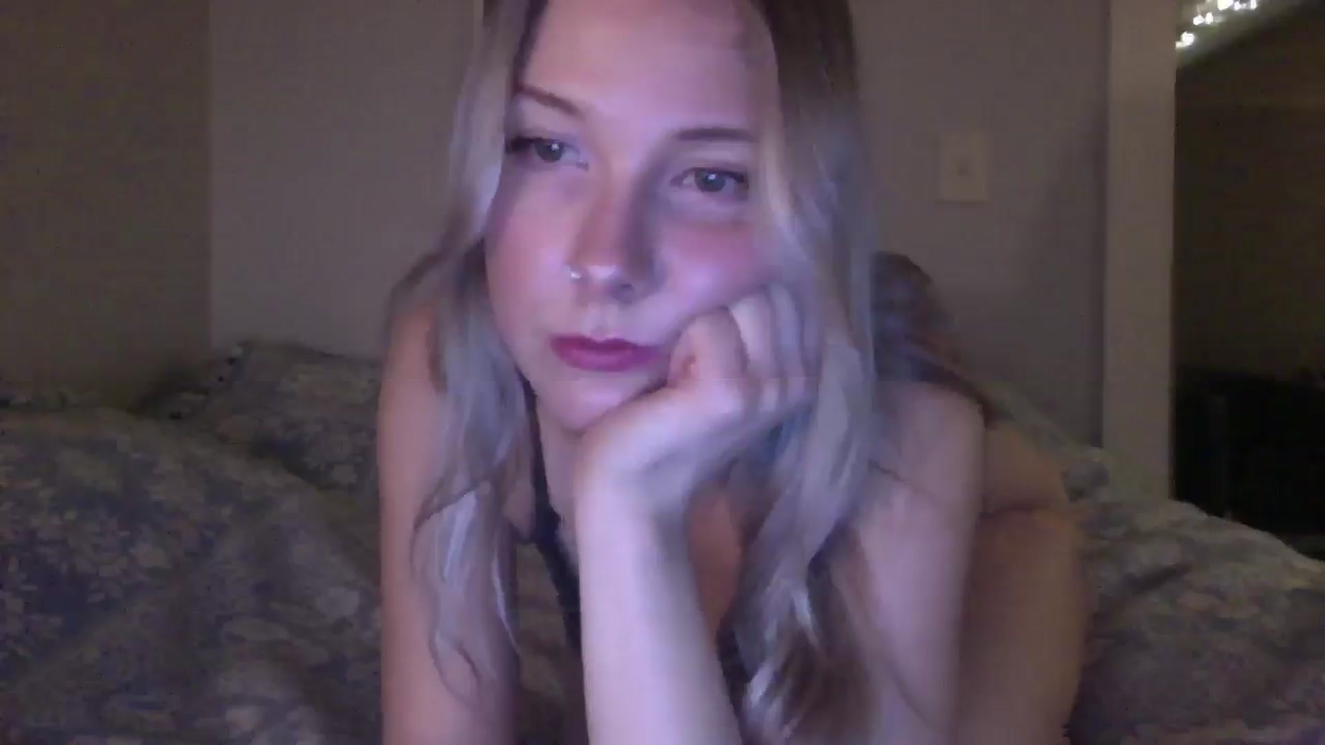 Gallery image thumbnail from Peachyk33n's myfreecams stream on, 01/17/2025, 05:17 image 12 of 20