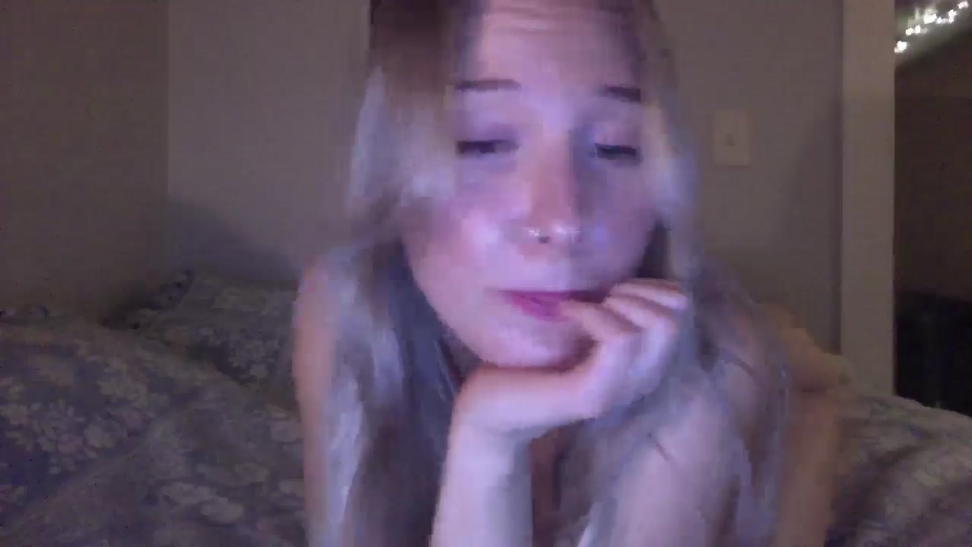 Gallery image thumbnail from Peachyk33n's myfreecams stream on, 01/17/2025, 06:09 image 6 of 20