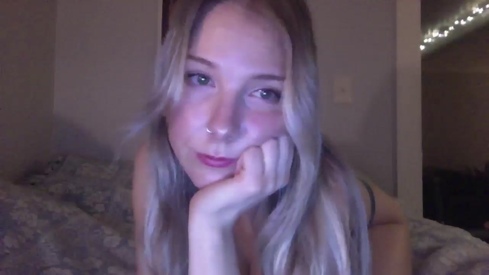 Gallery image thumbnail from Peachyk33n's myfreecams stream on, 01/17/2025, 06:09 image 12 of 20